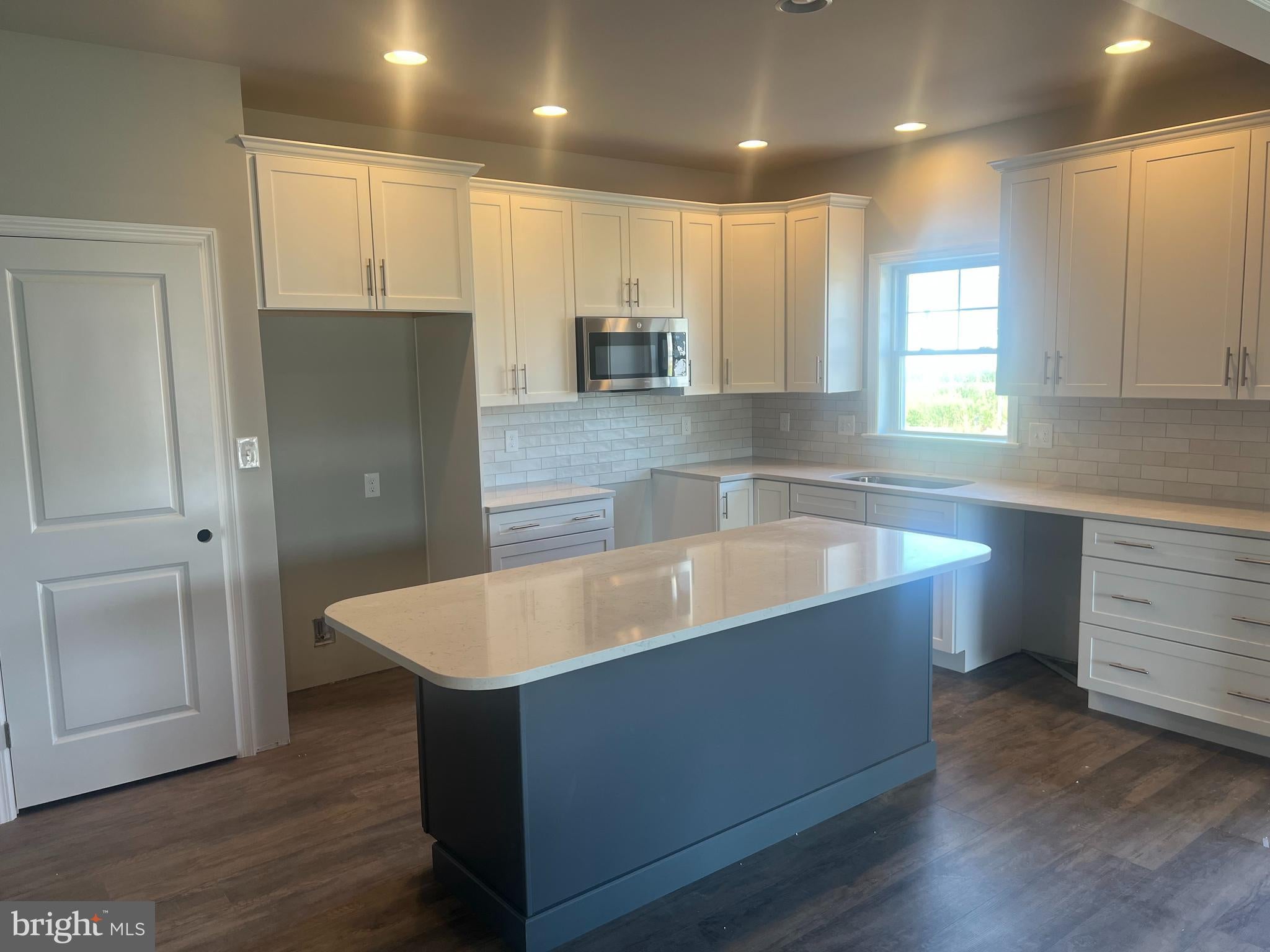 316 RIDGEFIELD DRIVE