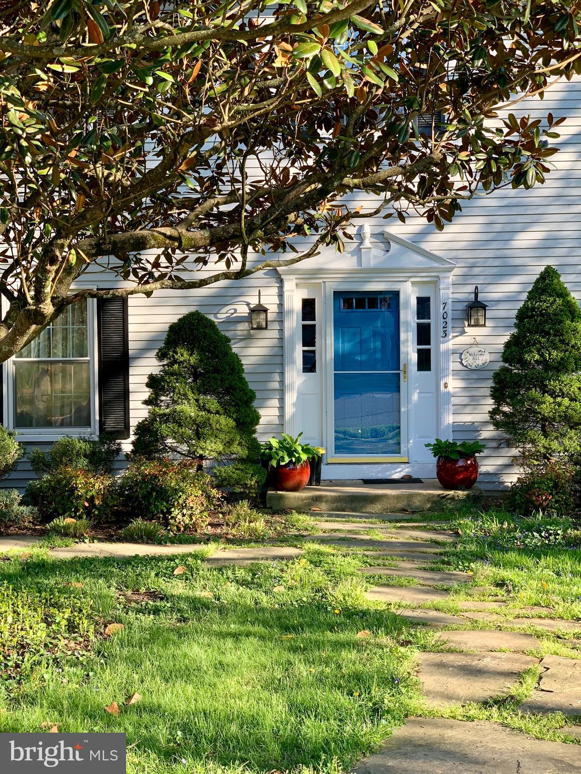 LAKE DEVEREUX - Residential