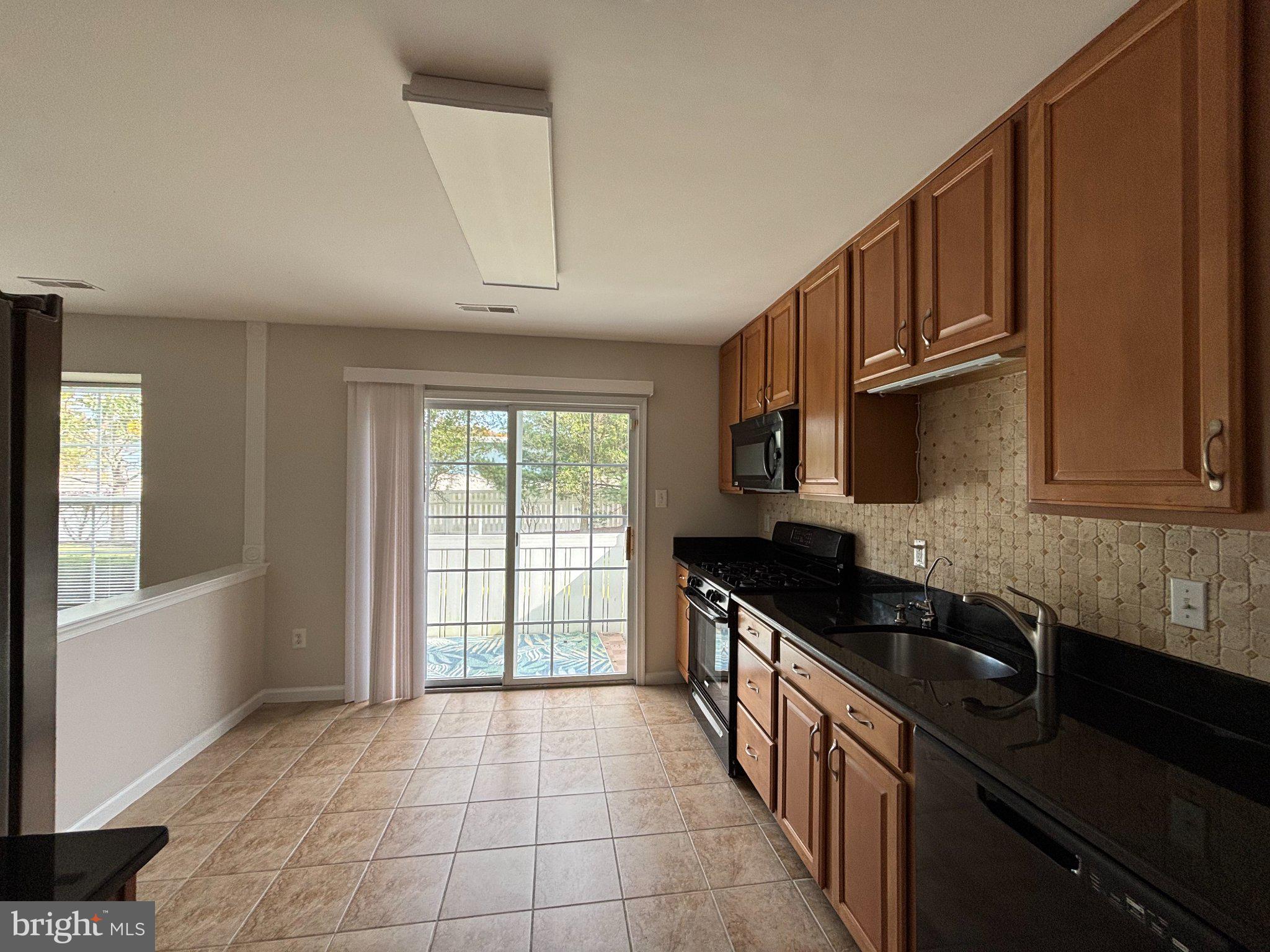 1008 DELANCEY WAY