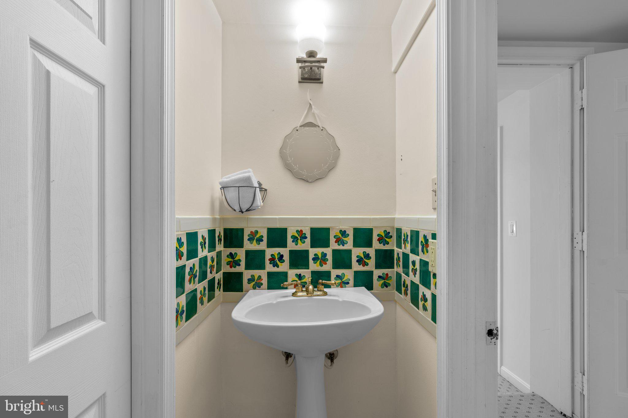 WOODACRES - Residential