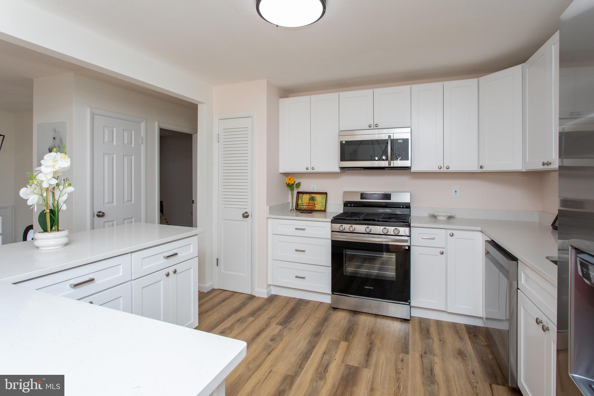 KASTLE ESTATES - Residential