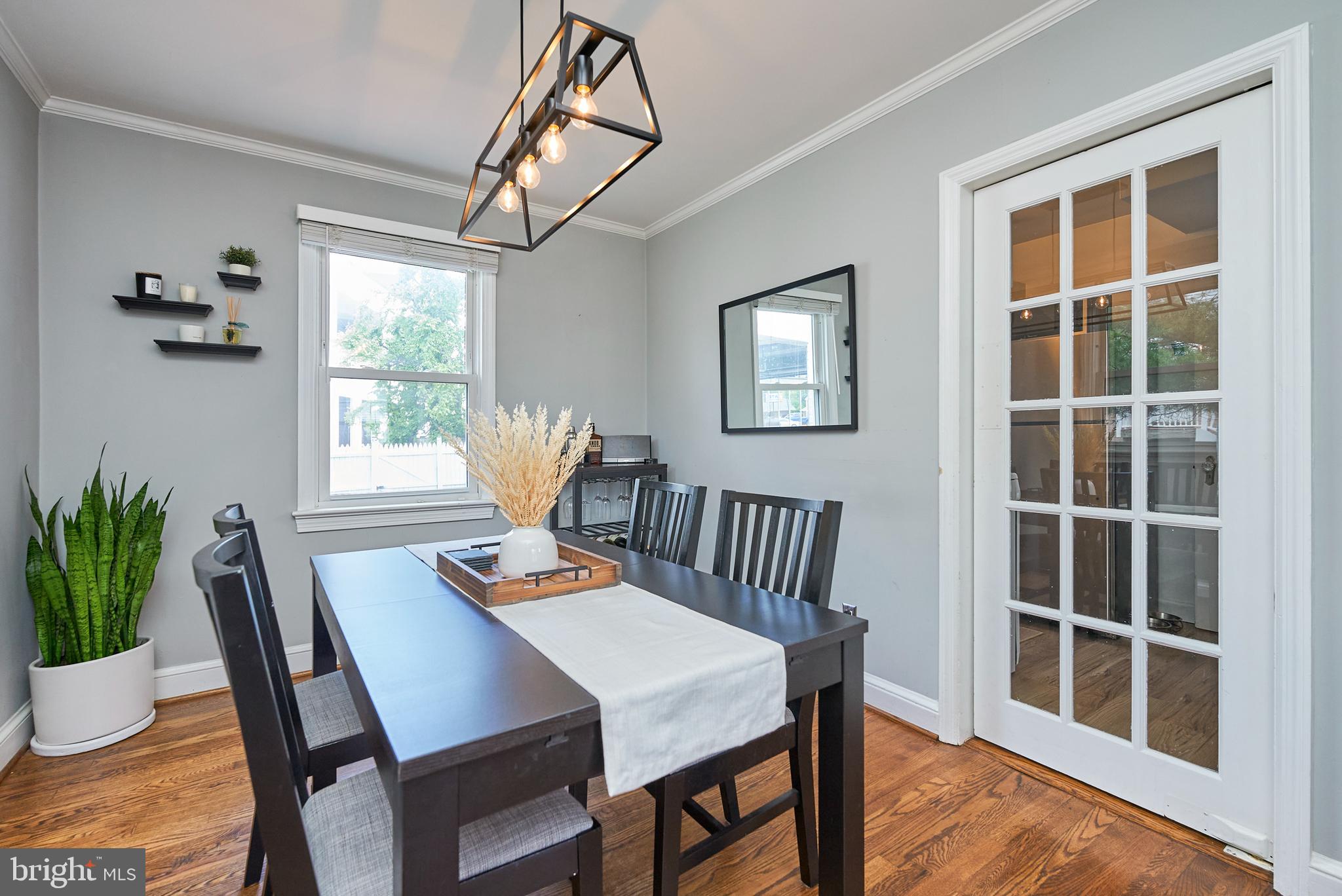 GLEBEWOOD - Residential Lease