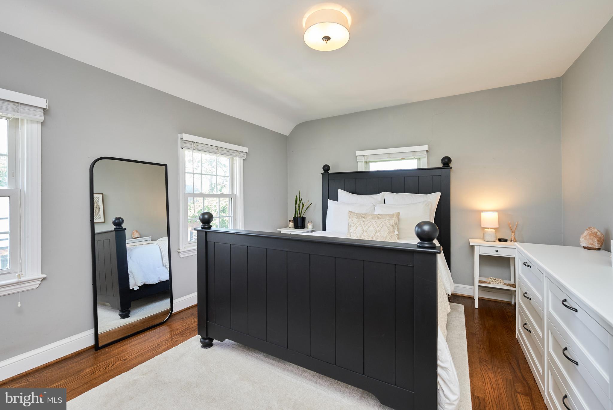 GLEBEWOOD - Residential Lease