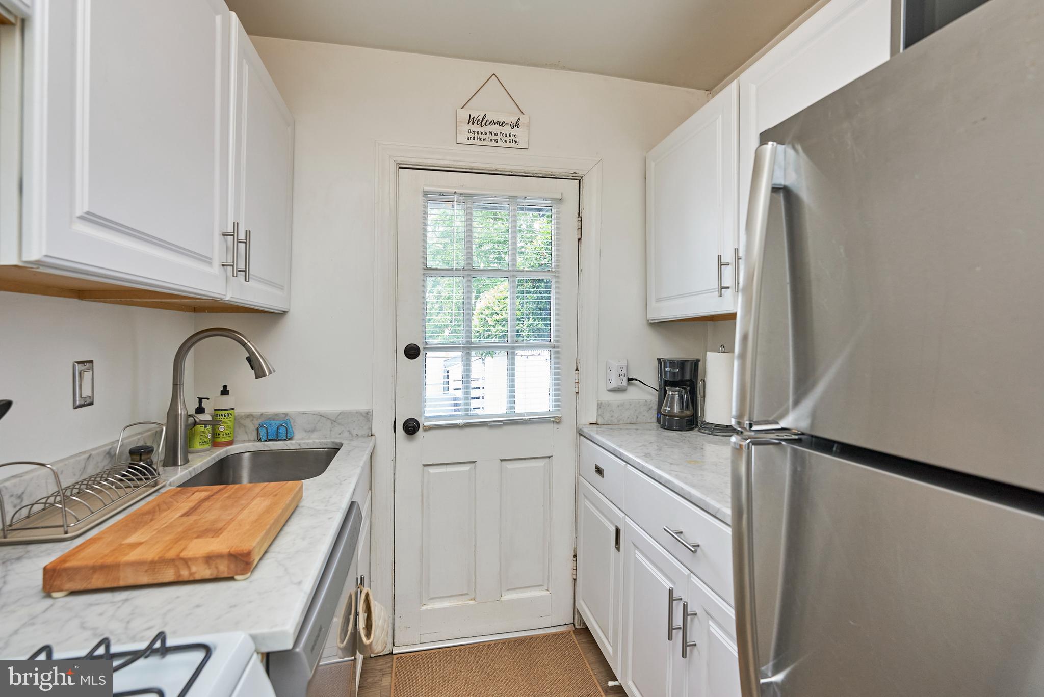 GLEBEWOOD - Residential Lease