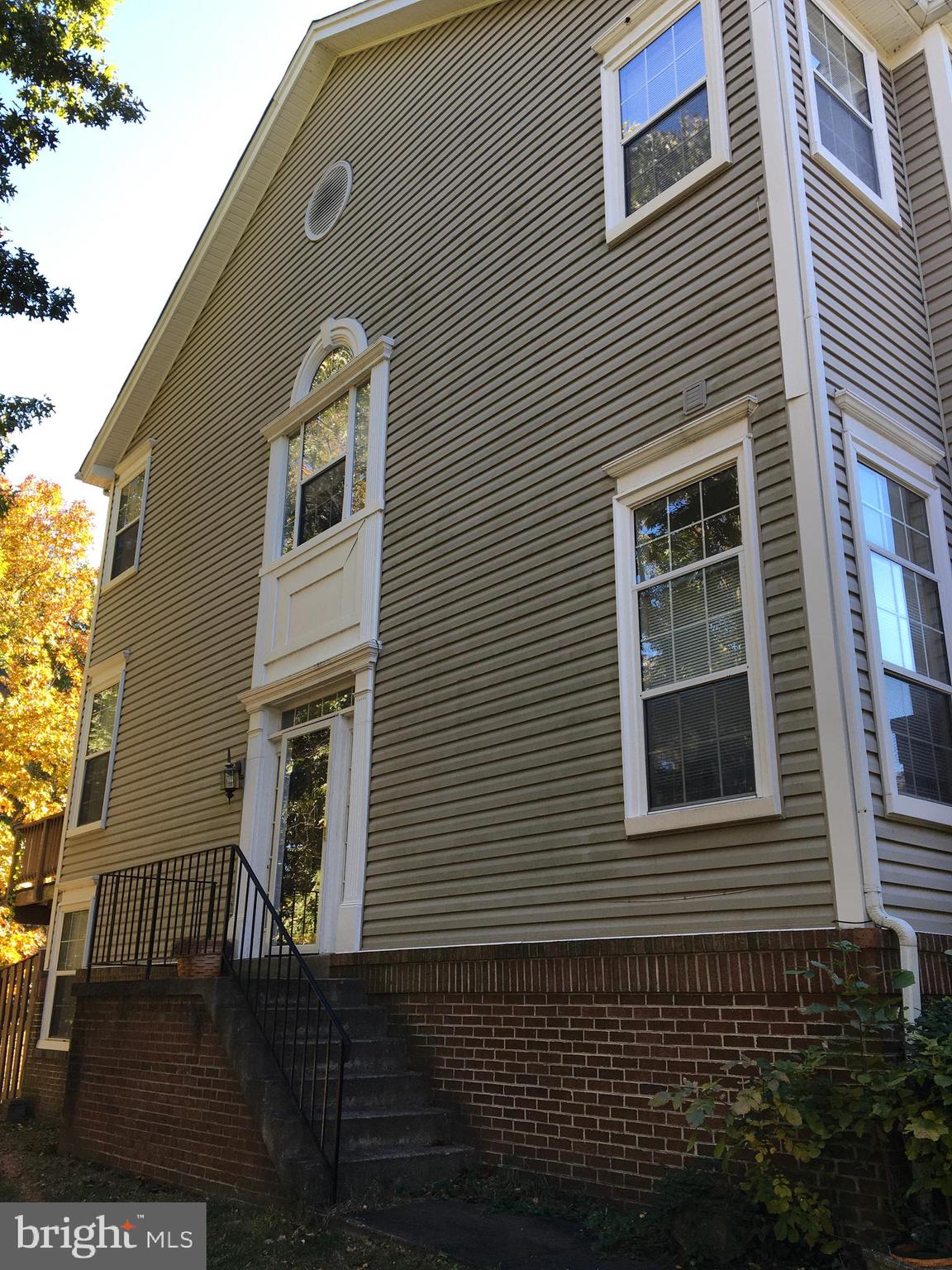 ROCKPOINTE - Residential Lease