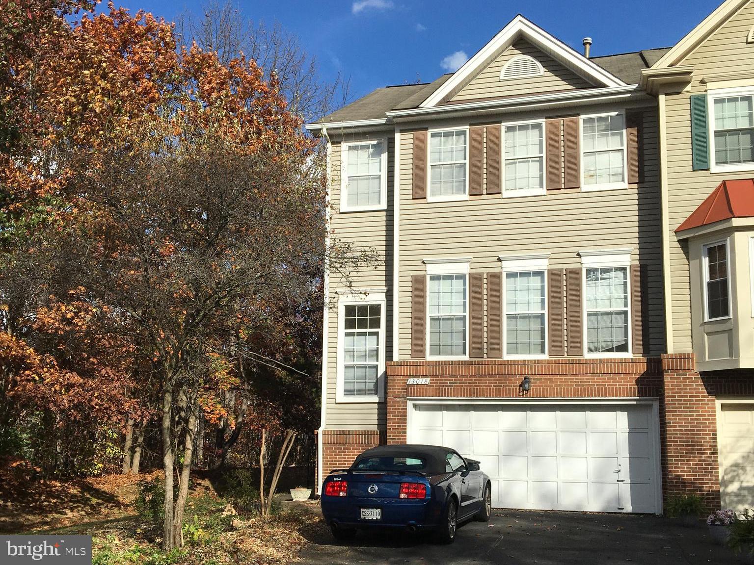 ROCKPOINTE - Residential Lease