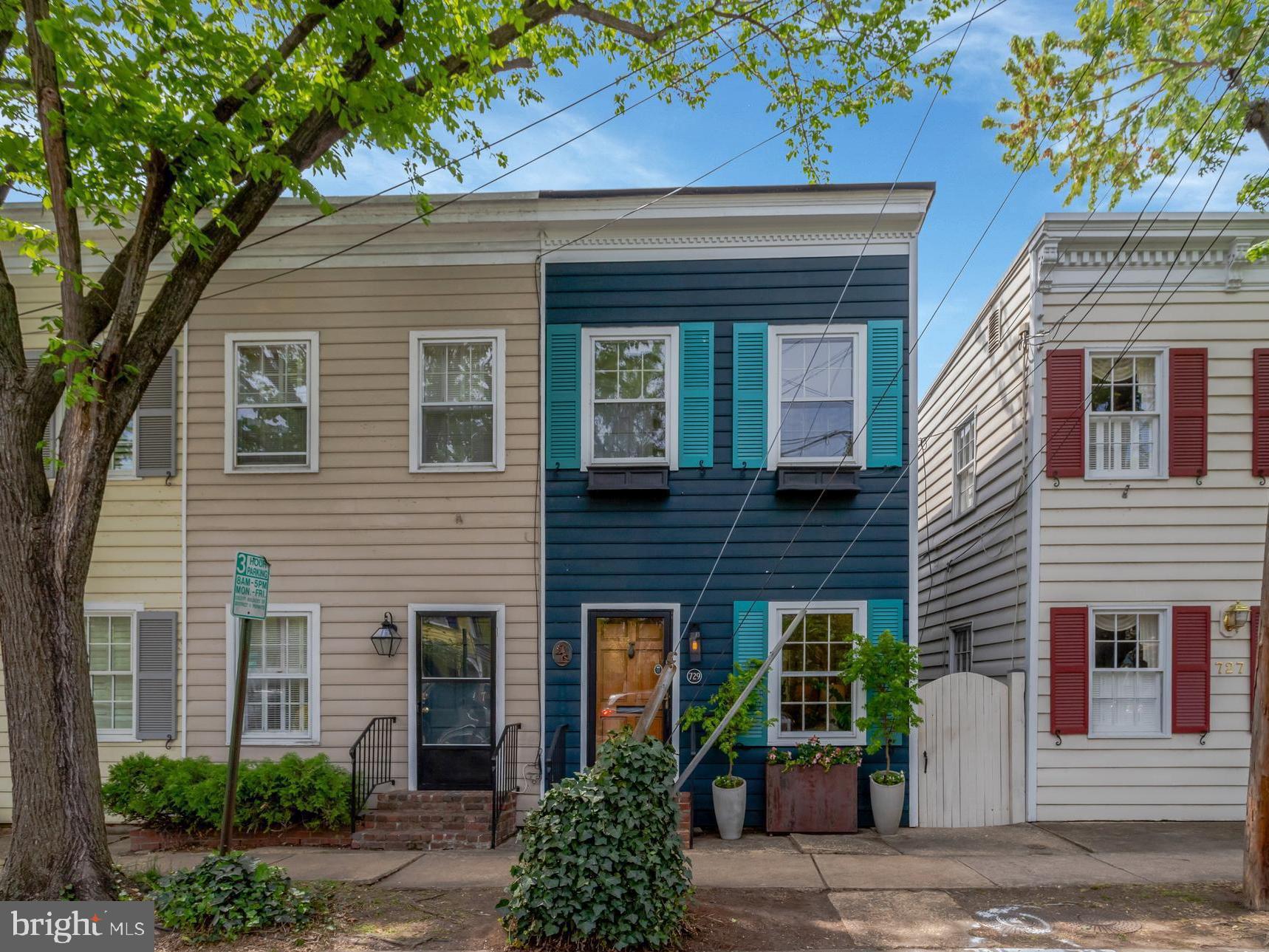 OLD TOWN ALEXANDRIA - Residential