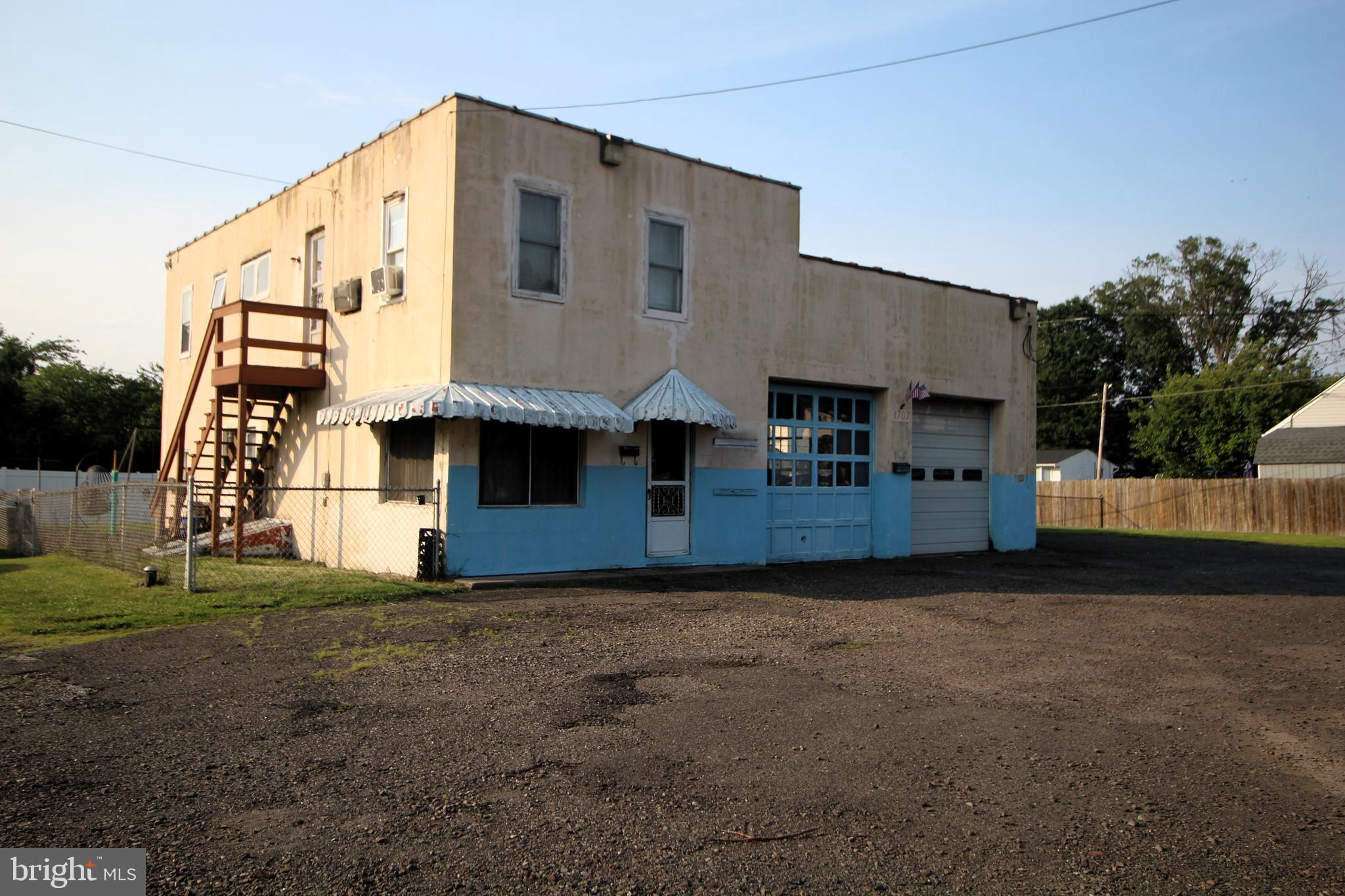 1707 STATE ROAD