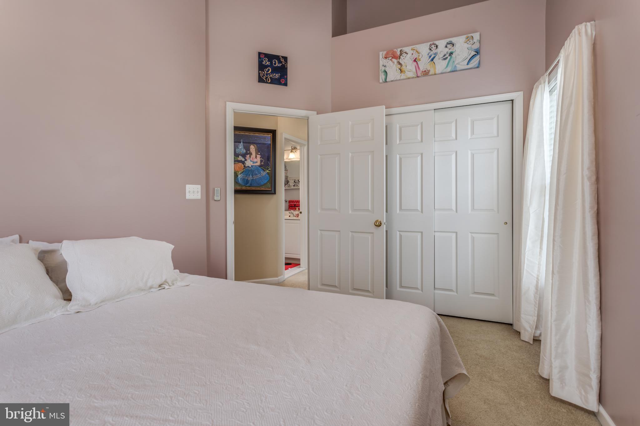 MARTINSBURG STATION - Residential