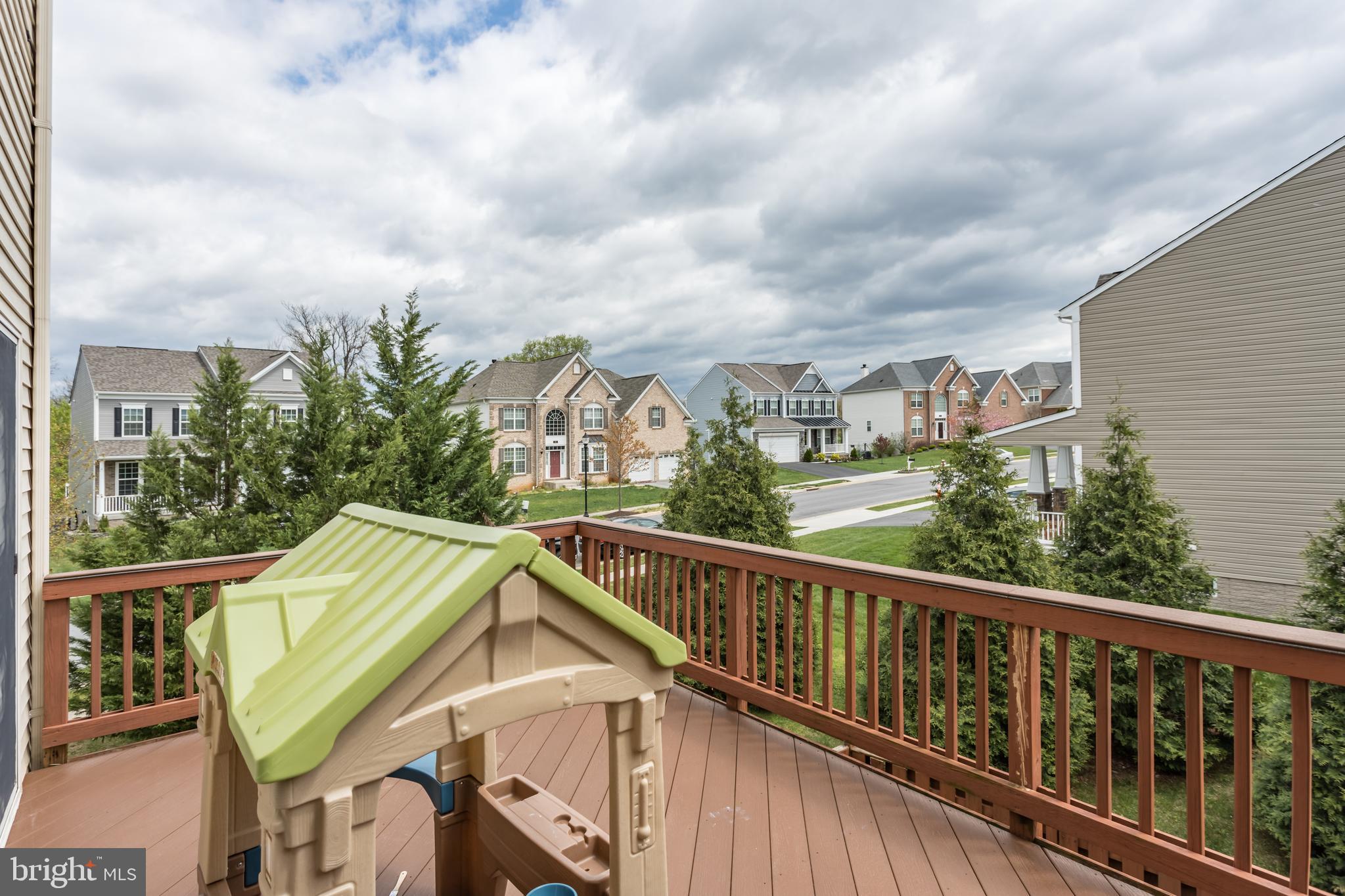 MARTINSBURG STATION - Residential