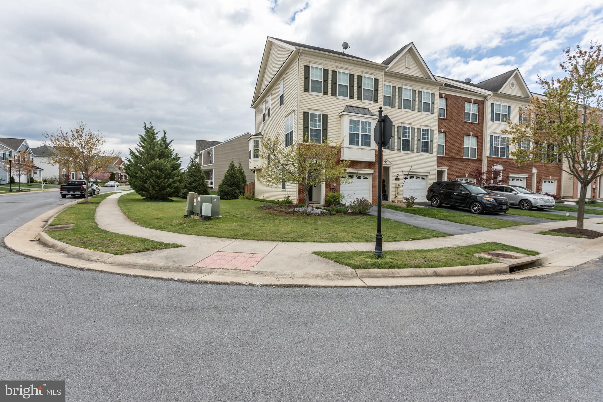 MARTINSBURG STATION - Residential