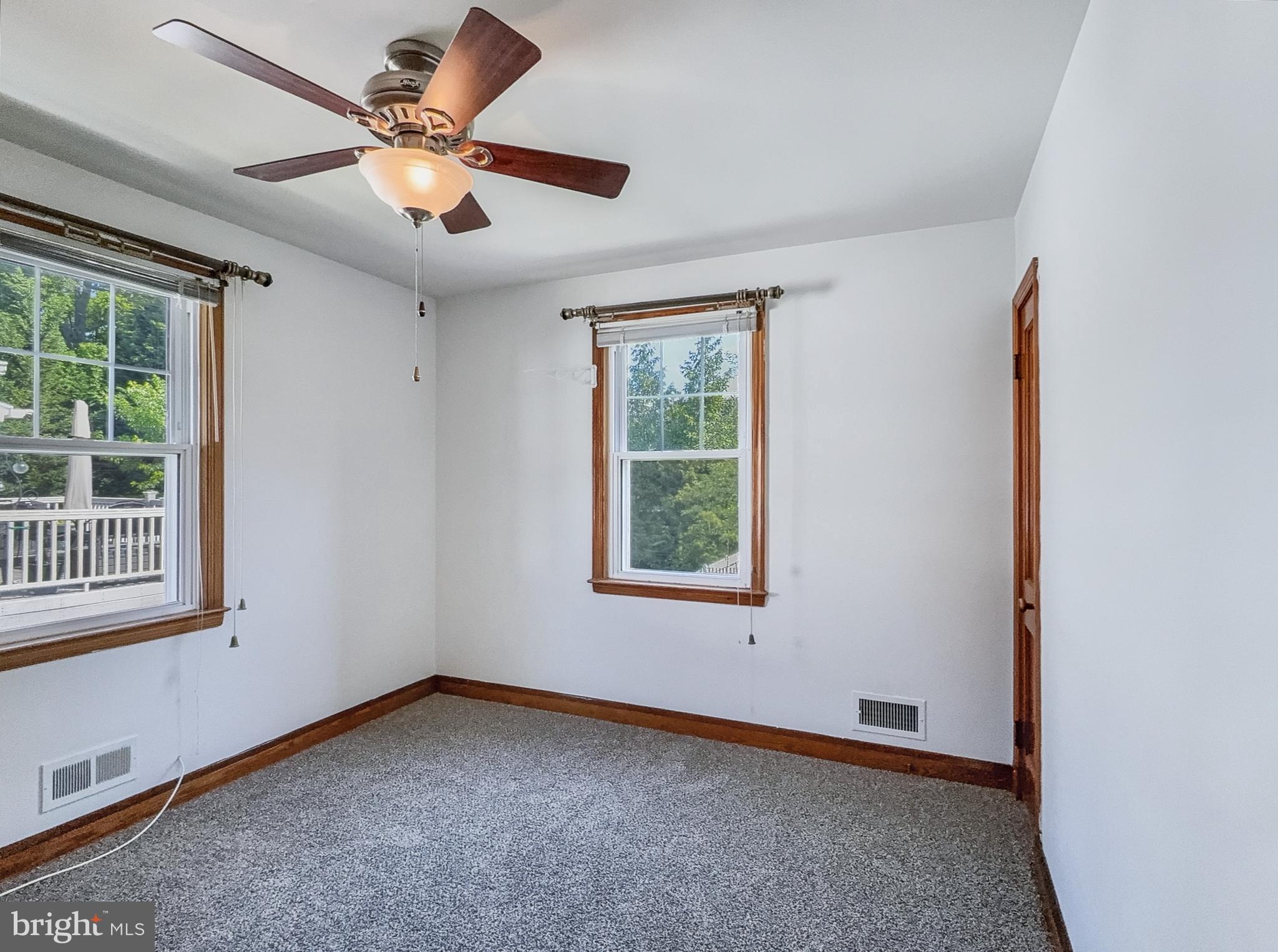 PARKTOWNE - Residential Lease