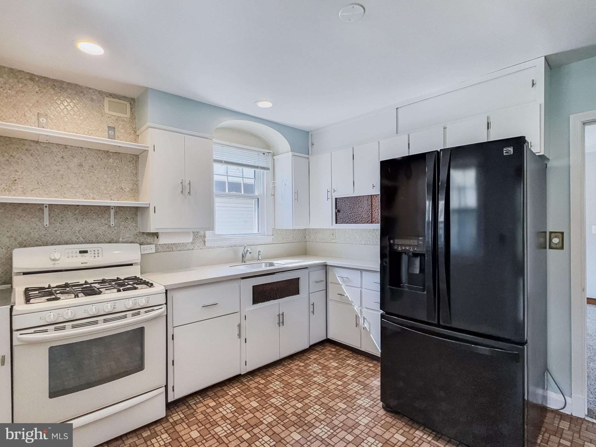 PARKTOWNE - Residential Lease