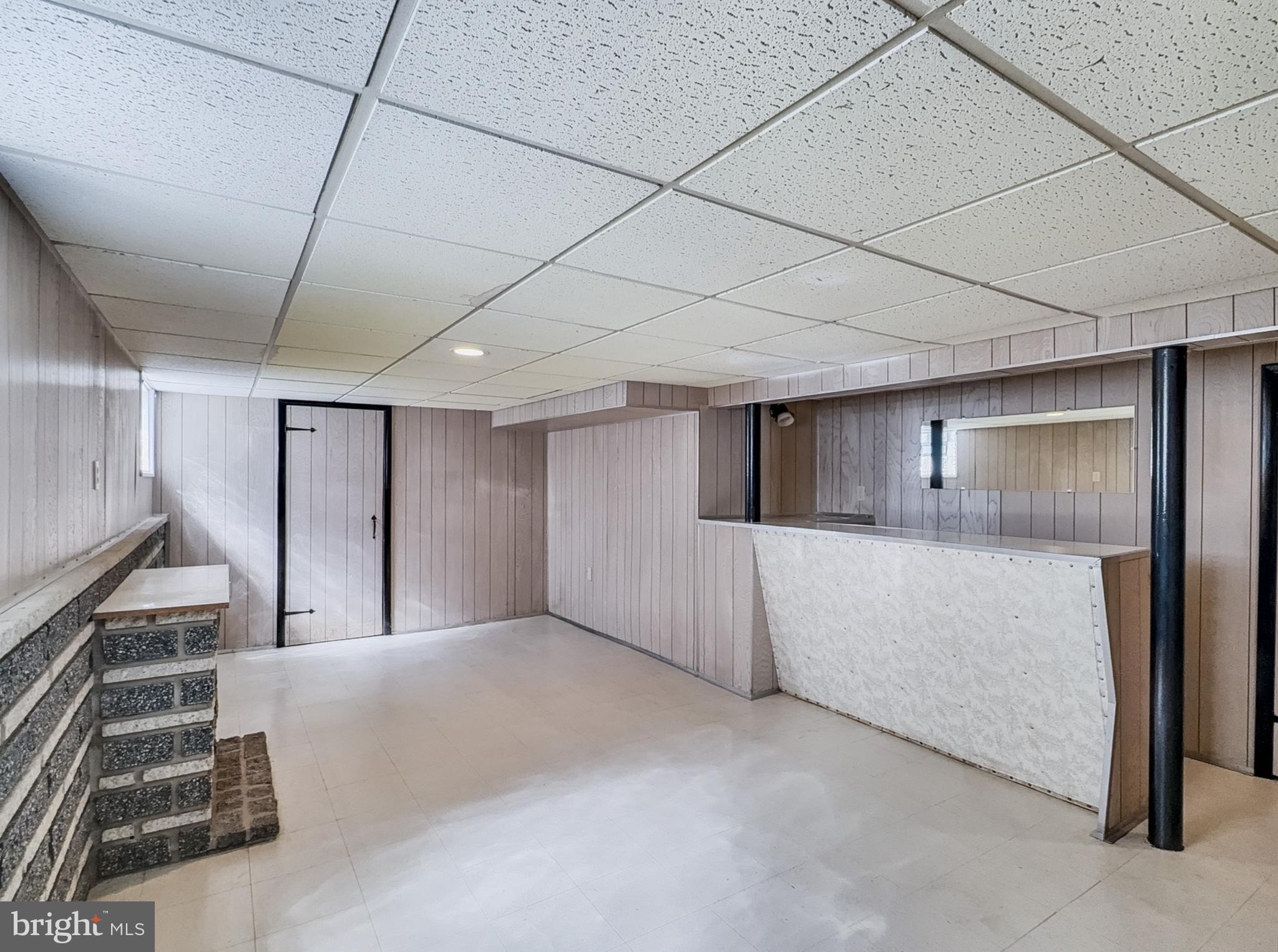 PARKTOWNE - Residential Lease