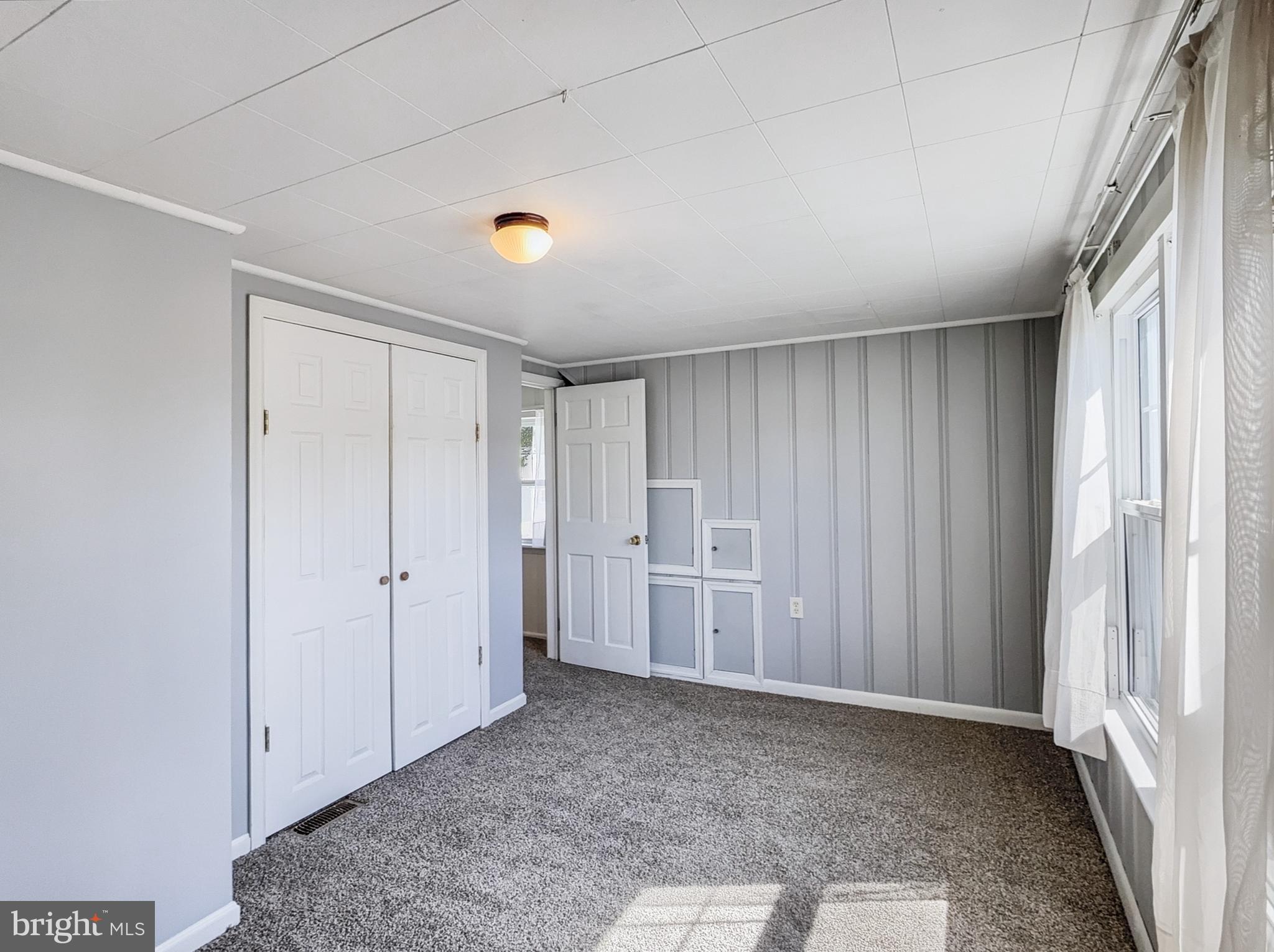 PARKTOWNE - Residential Lease