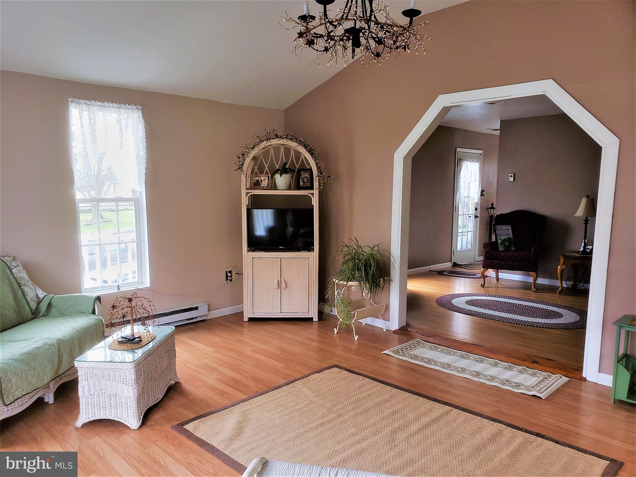 ARUNDEL - Residential