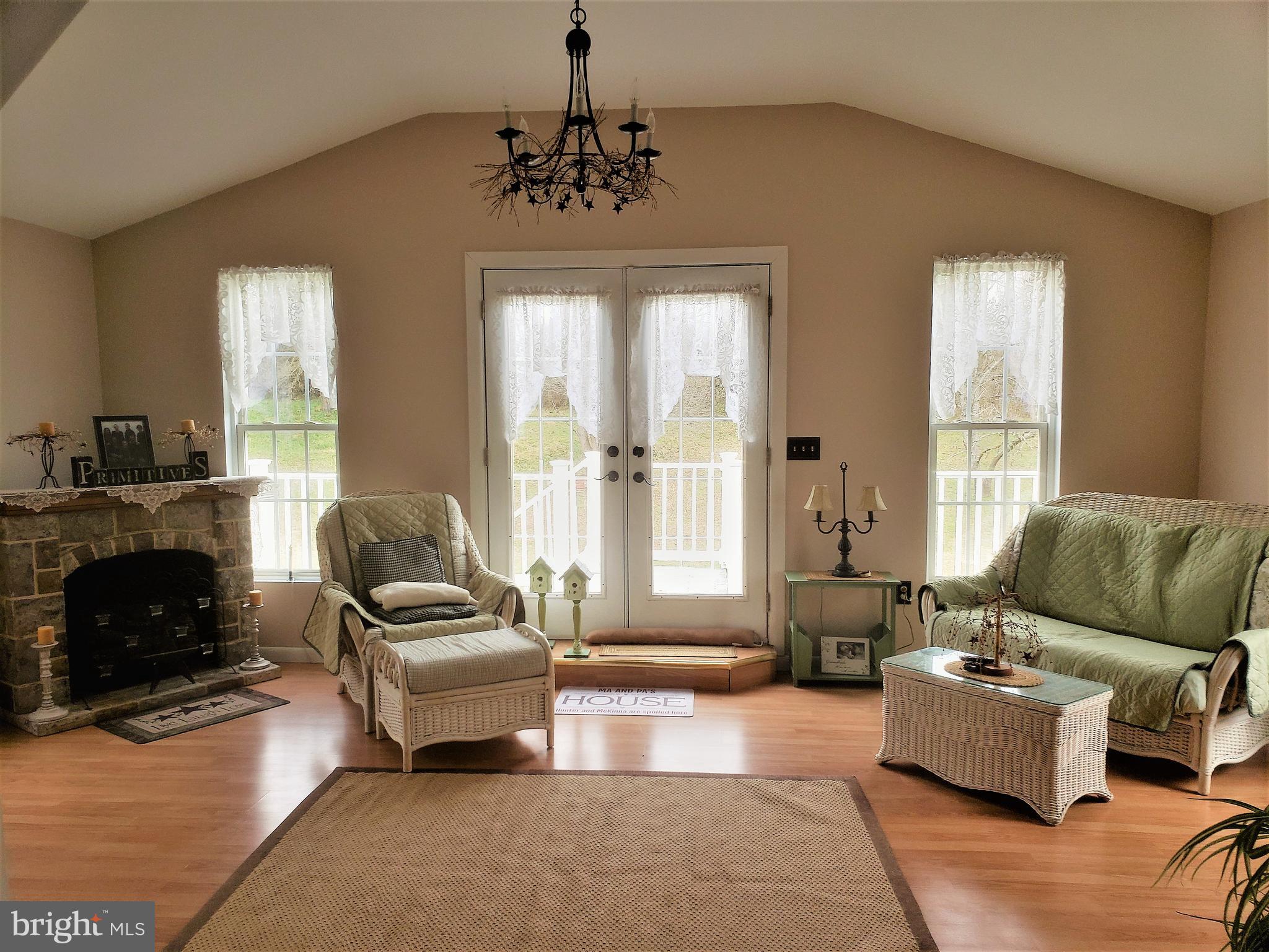 ARUNDEL - Residential