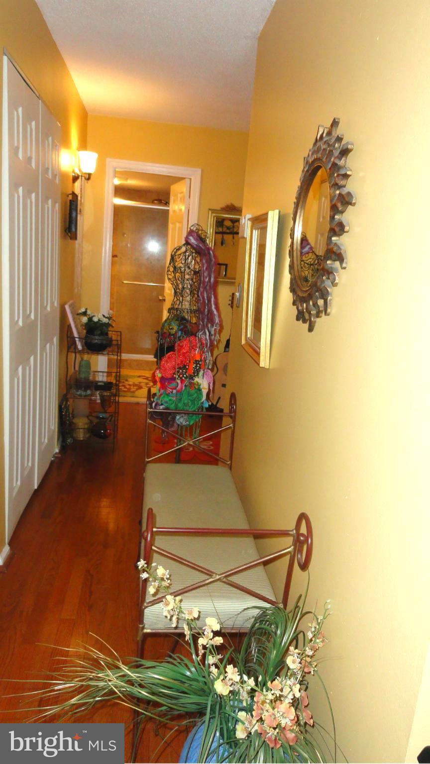 THE COLONIES - Residential Lease