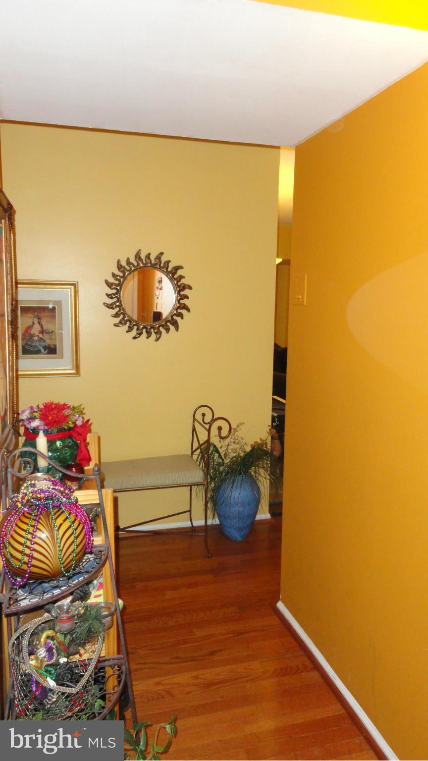 THE COLONIES - Residential Lease