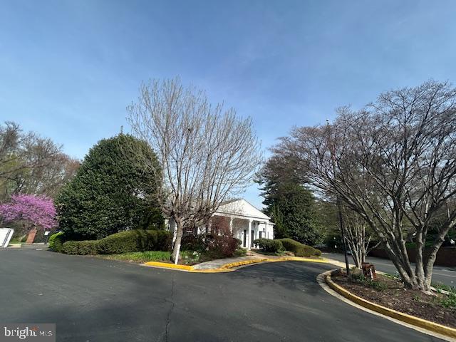 THE COLONIES - Residential Lease