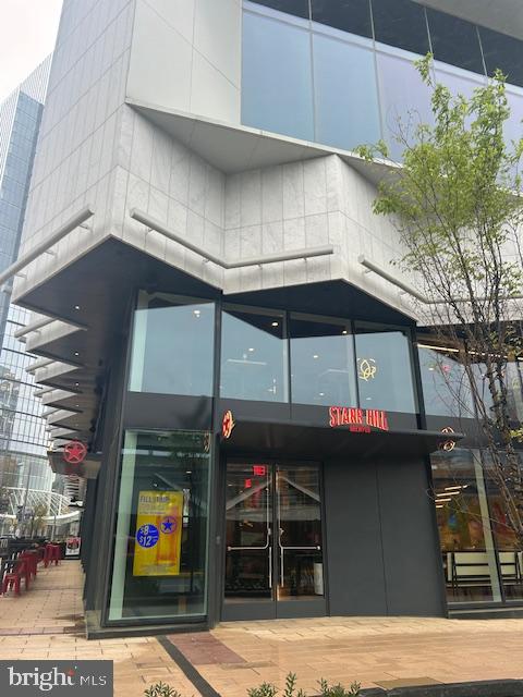 THE COLONIES - Residential Lease