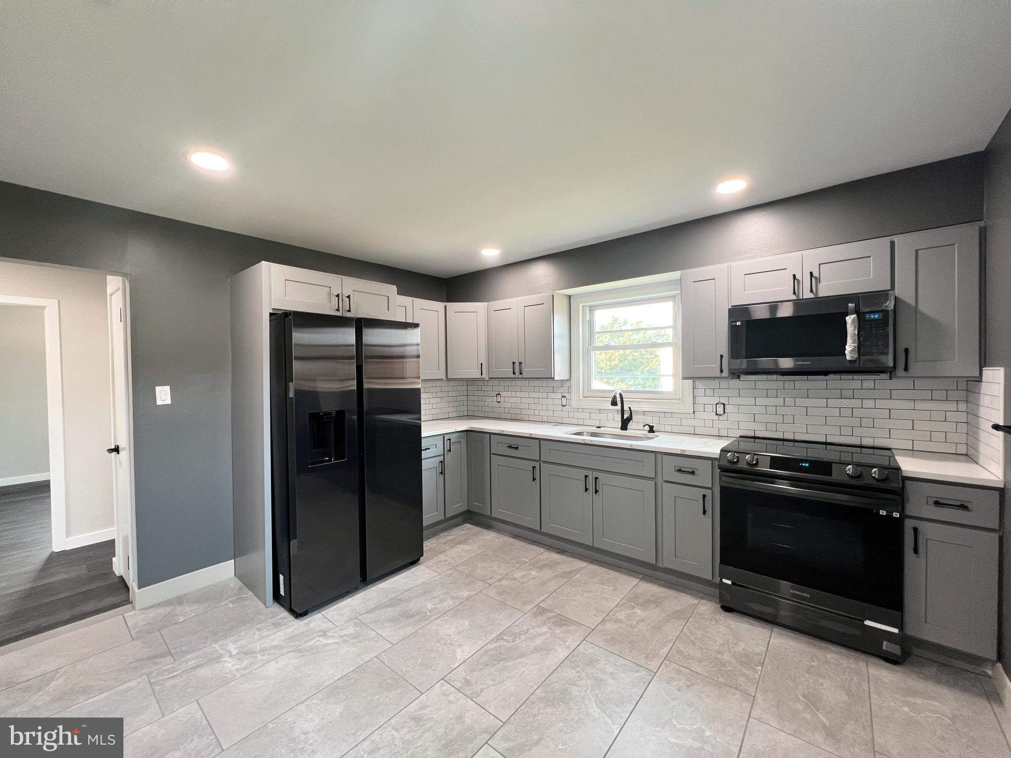 HORSHAM MEADOWS - Residential Lease