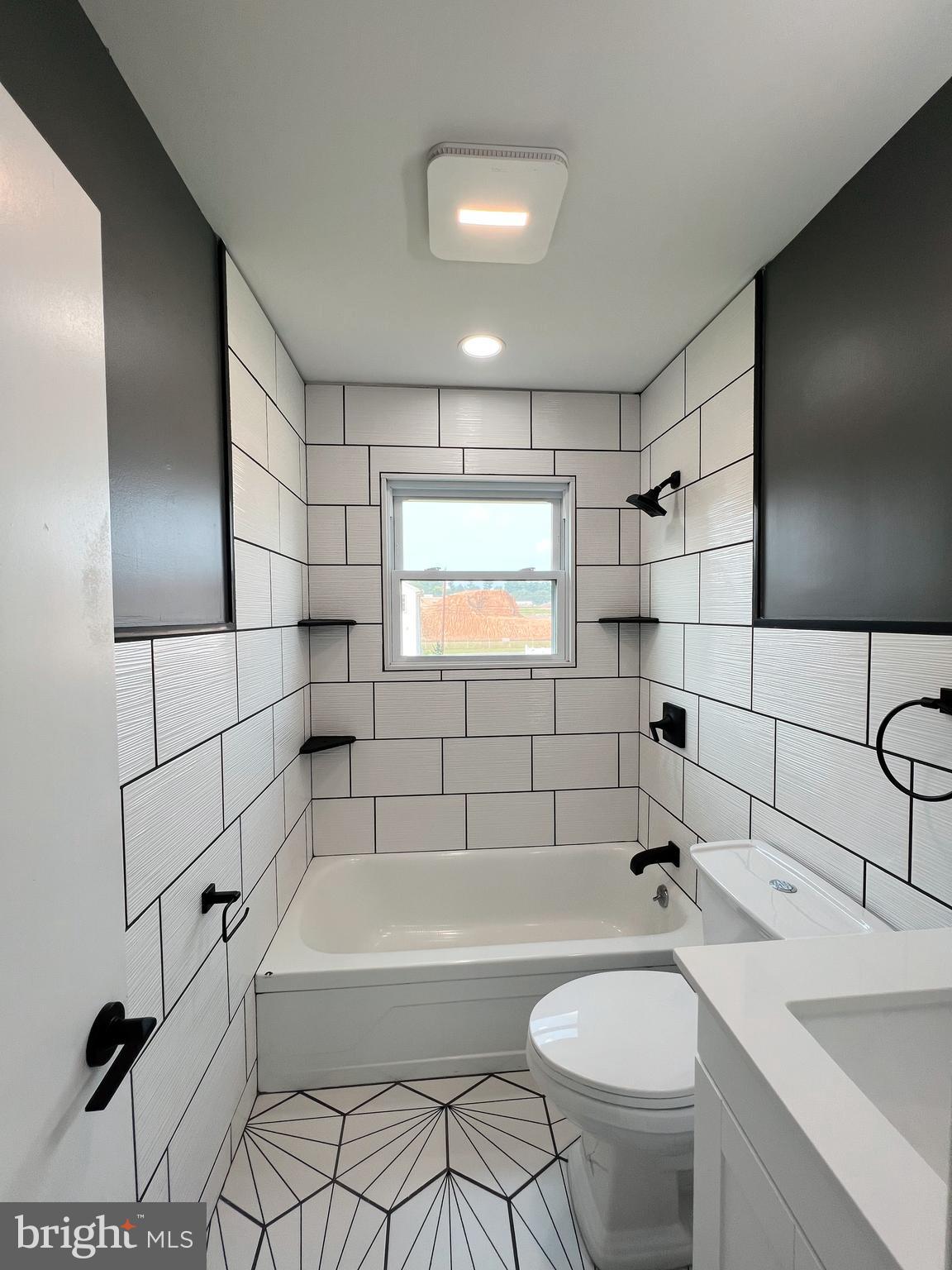 HORSHAM MEADOWS - Residential Lease