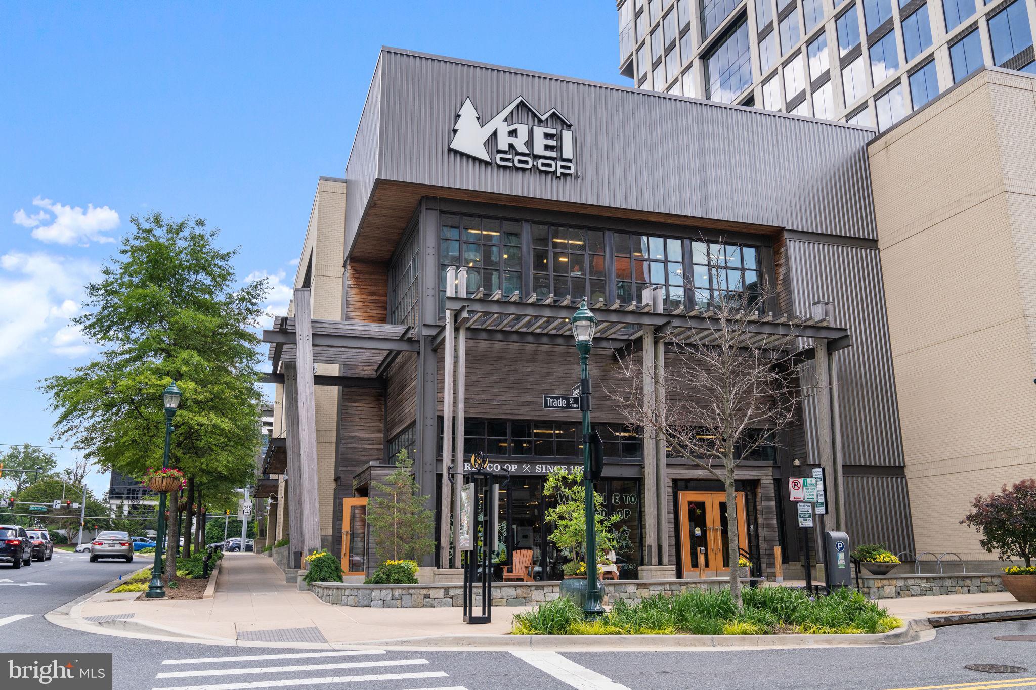 ROCKVILLE OUTSIDE - Commercial Sale