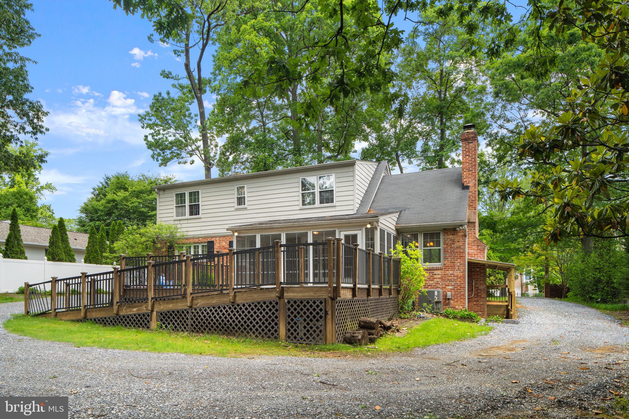 ROCKVILLE OUTSIDE - Commercial Sale