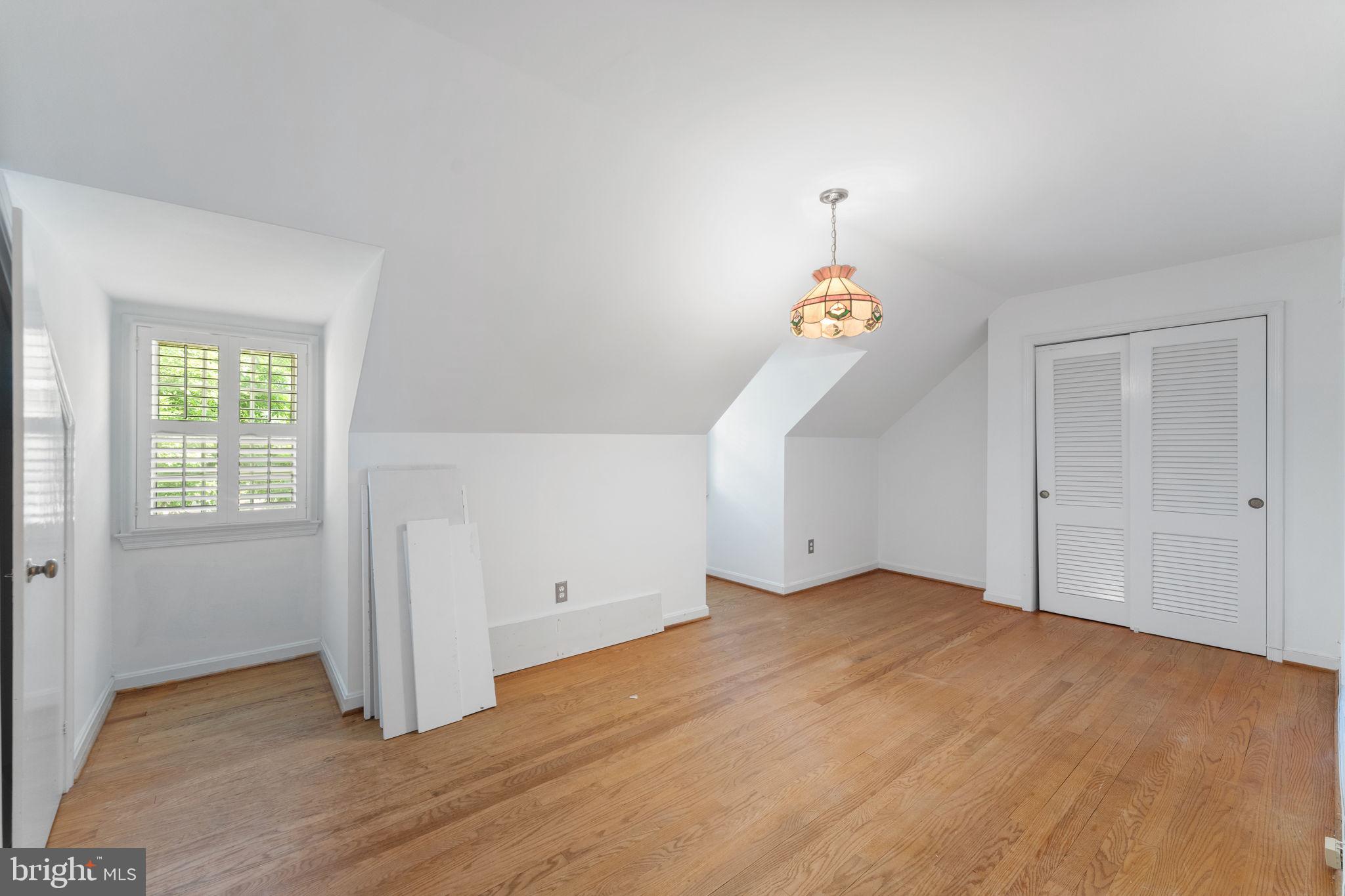 5506 EDSON LANE