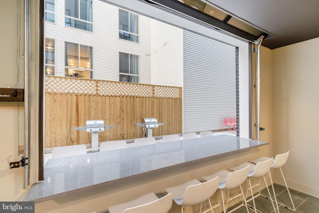 Photo of 629 W Girard Avenue #203, PHILADELPHIA, PA 19123 (MLS # PAPH2497328)