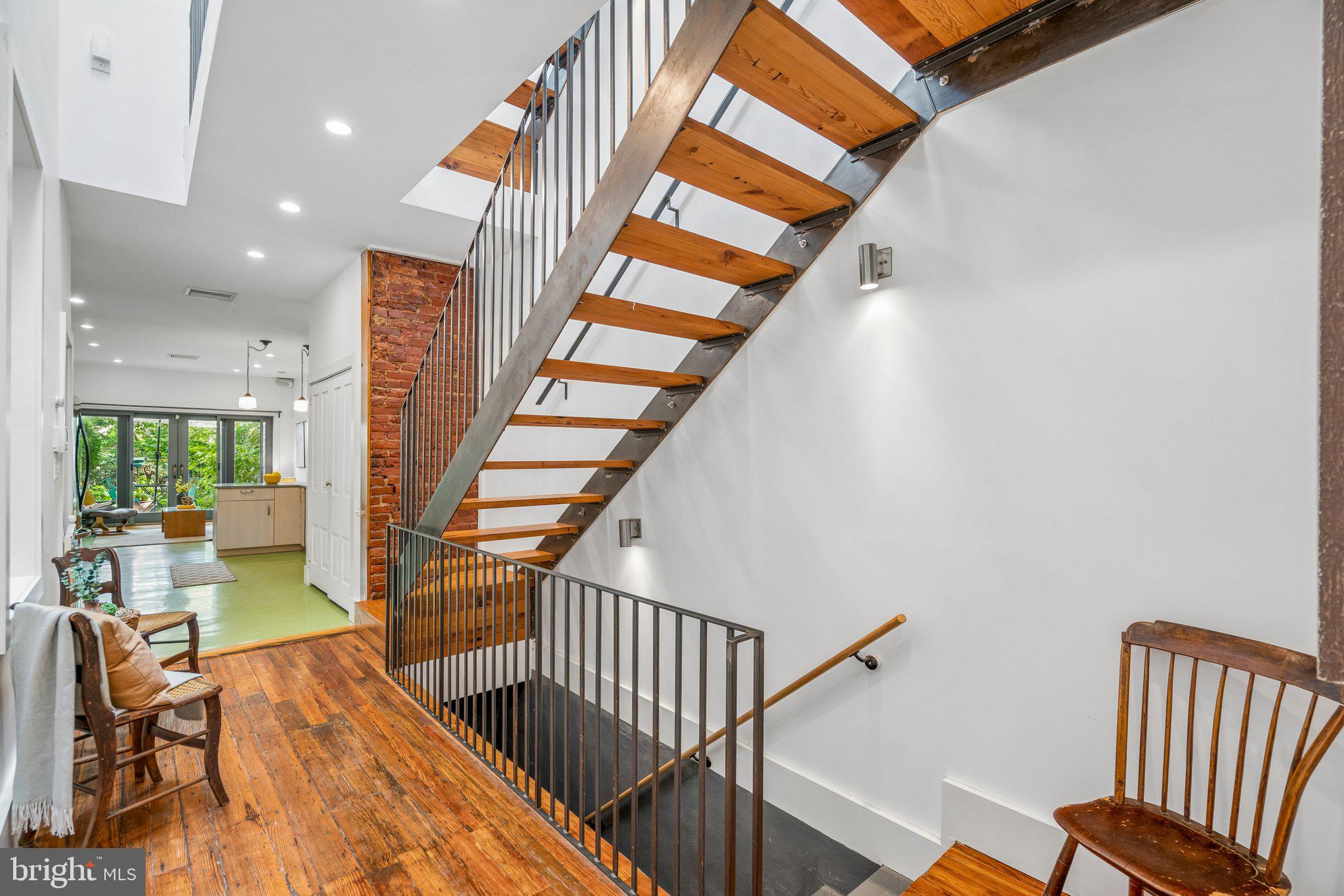1323 N 4TH STREET