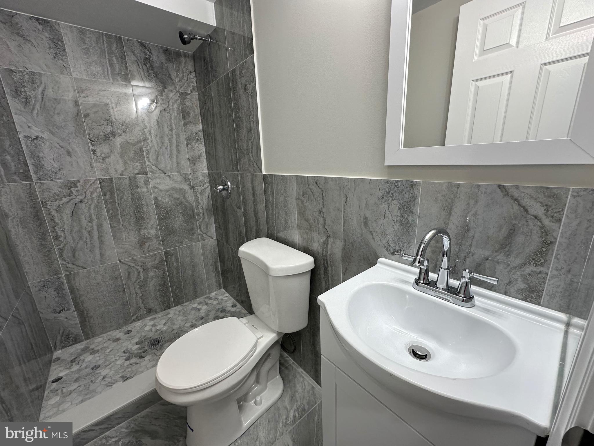 WEST OAK LANE - Residential