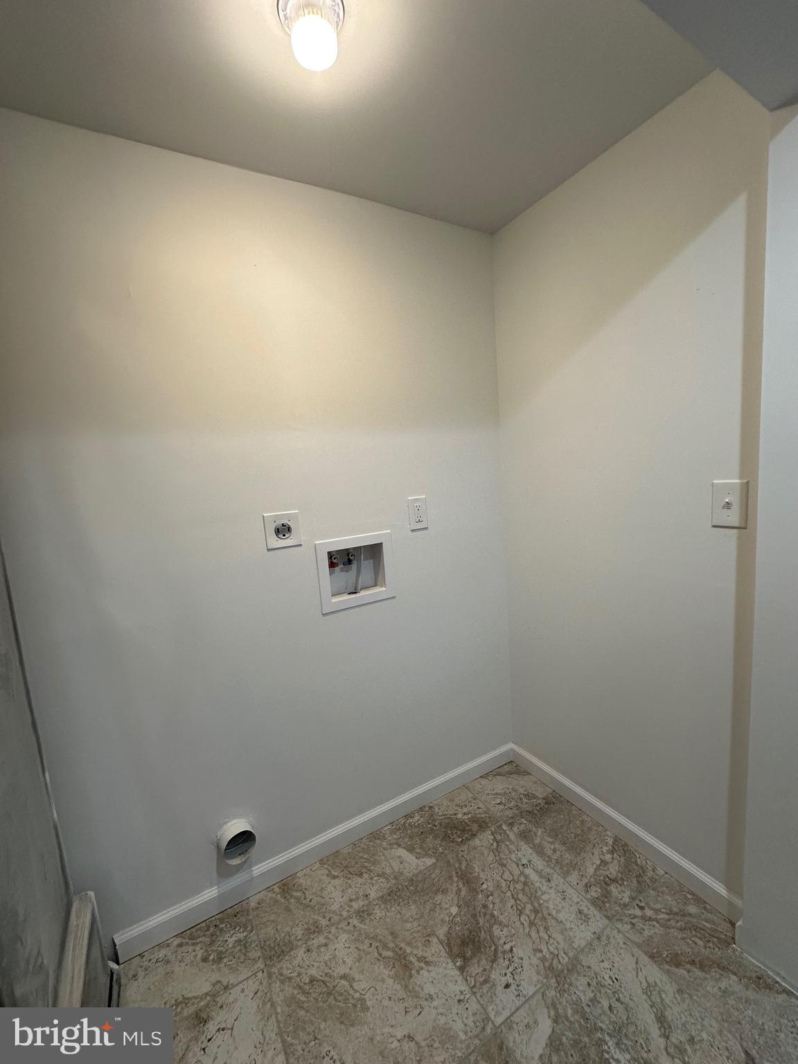 WEST OAK LANE - Residential