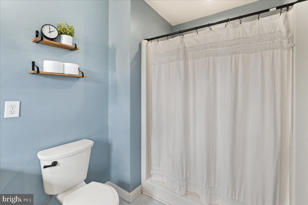 HAMMONDS MILL - Residential