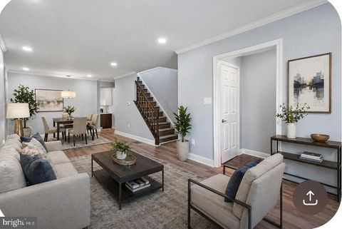 Townhouse For Sale - 7001/2 E 6th Street<br/> WILMINGTON, DE 19801