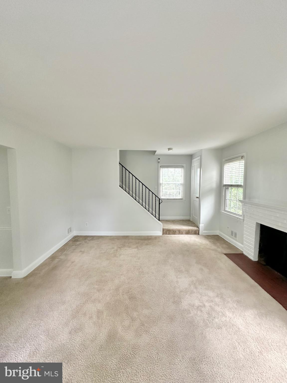 BEVERLEY HILLS - Residential Lease