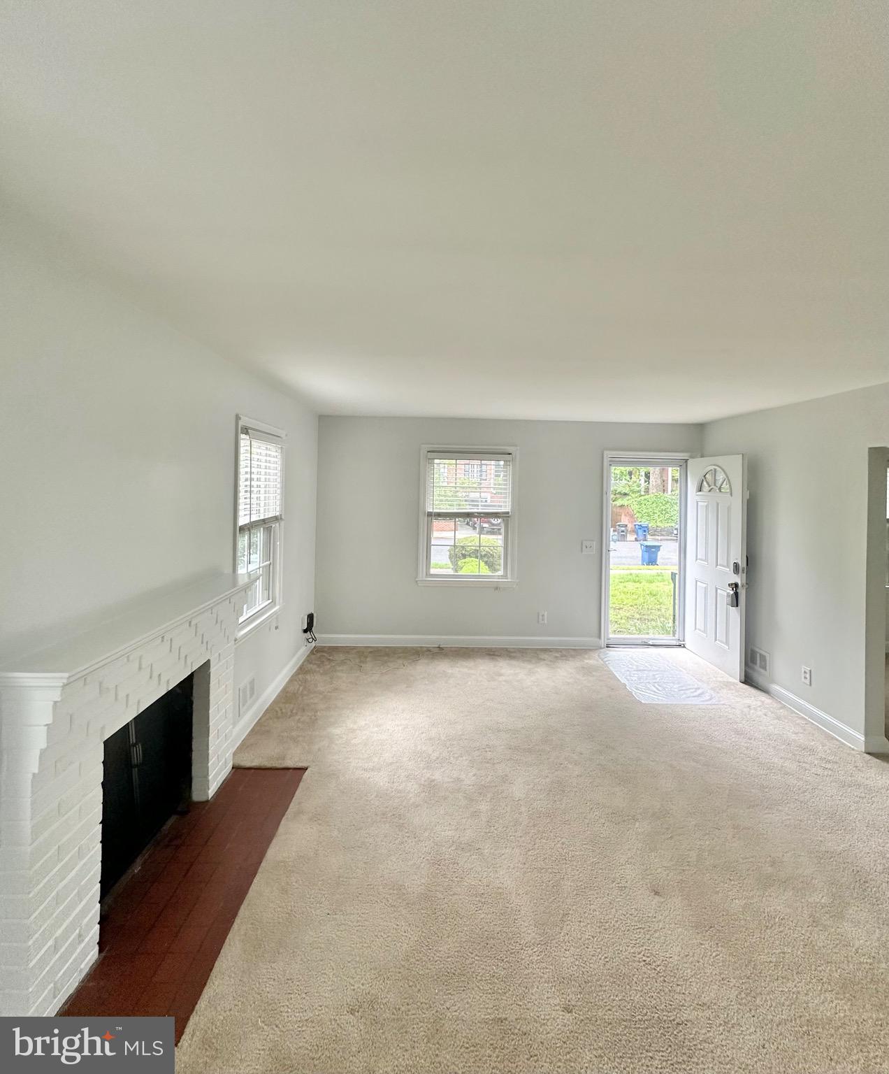 BEVERLEY HILLS - Residential Lease