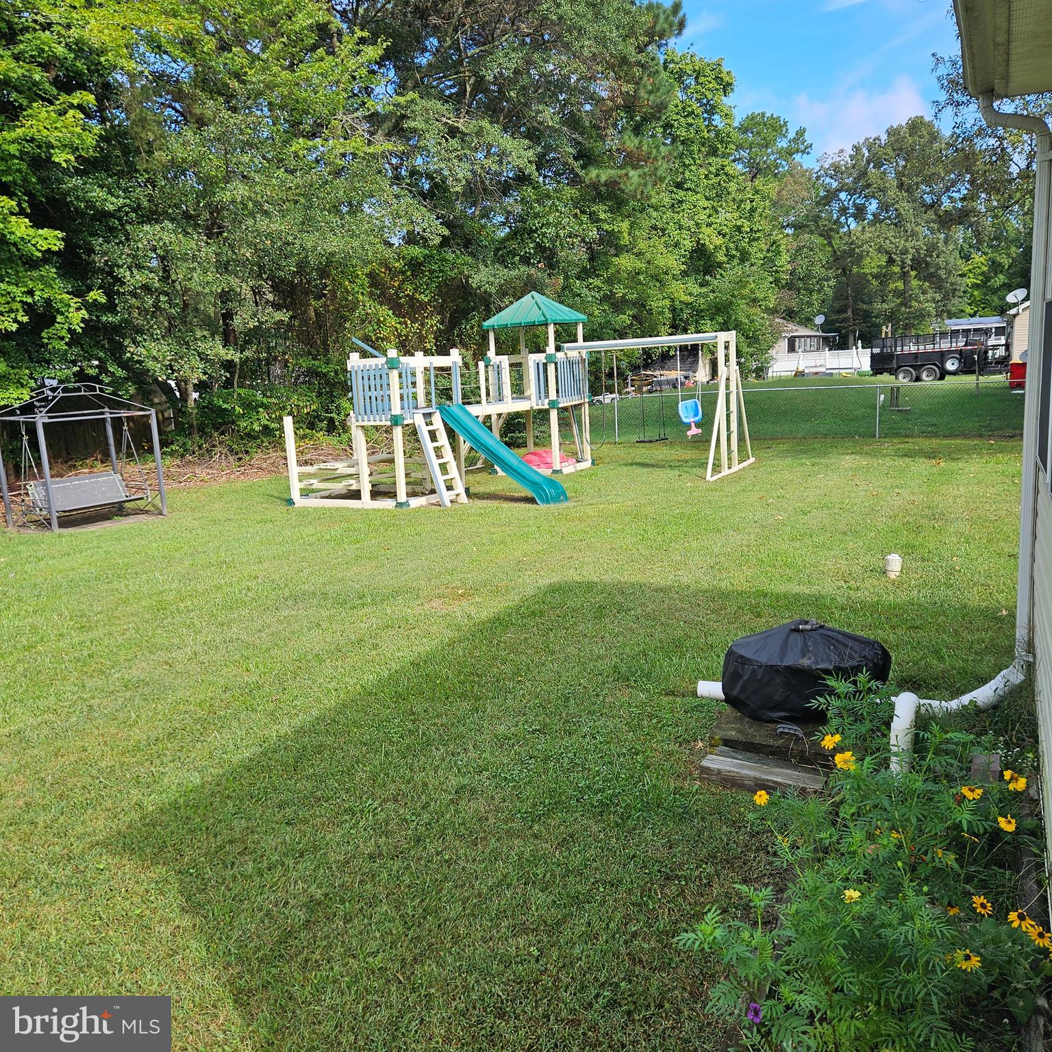 AVALON PARK - Residential