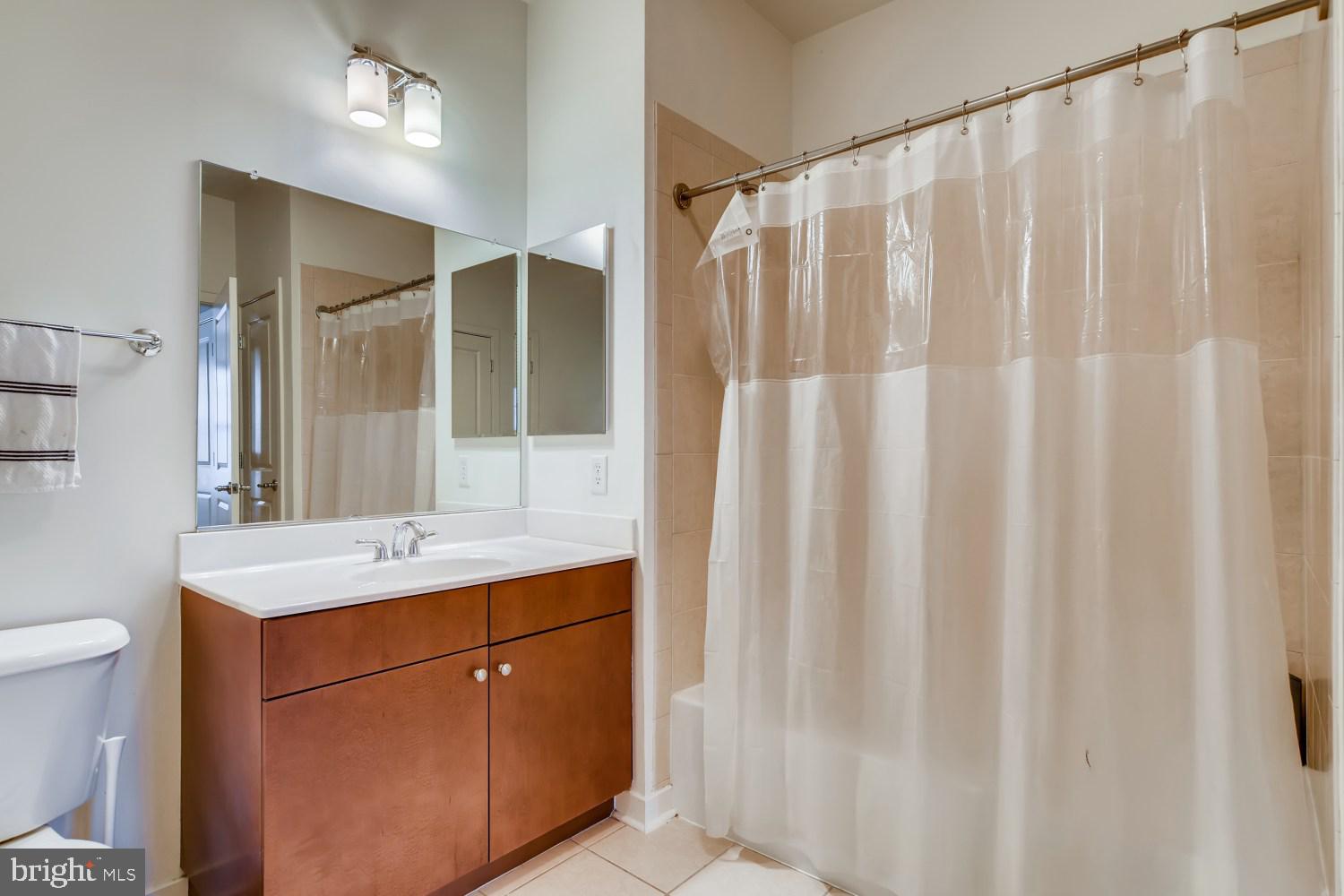 CHARLES VILLAGE - Residential