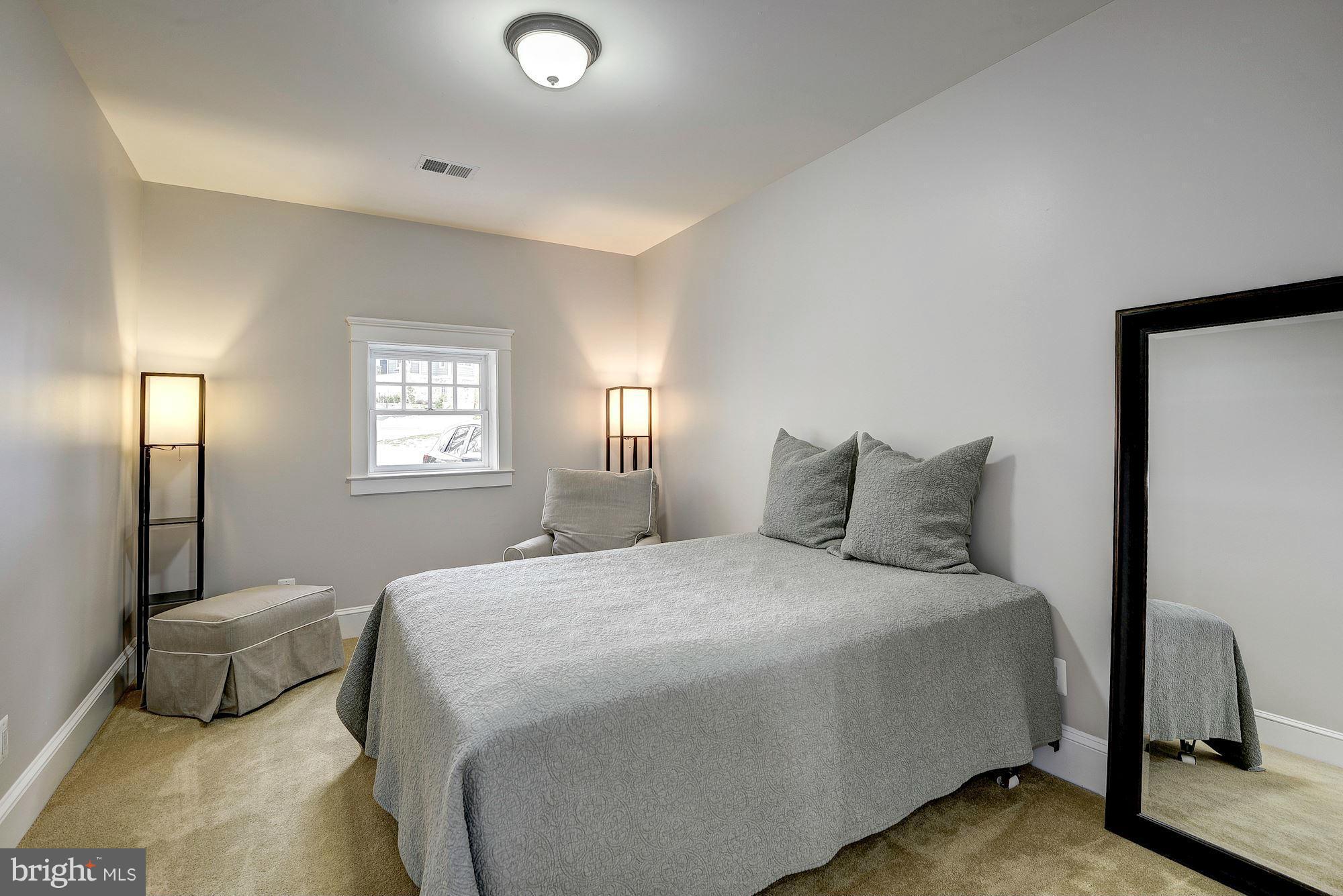 BRYN MAWR - Residential