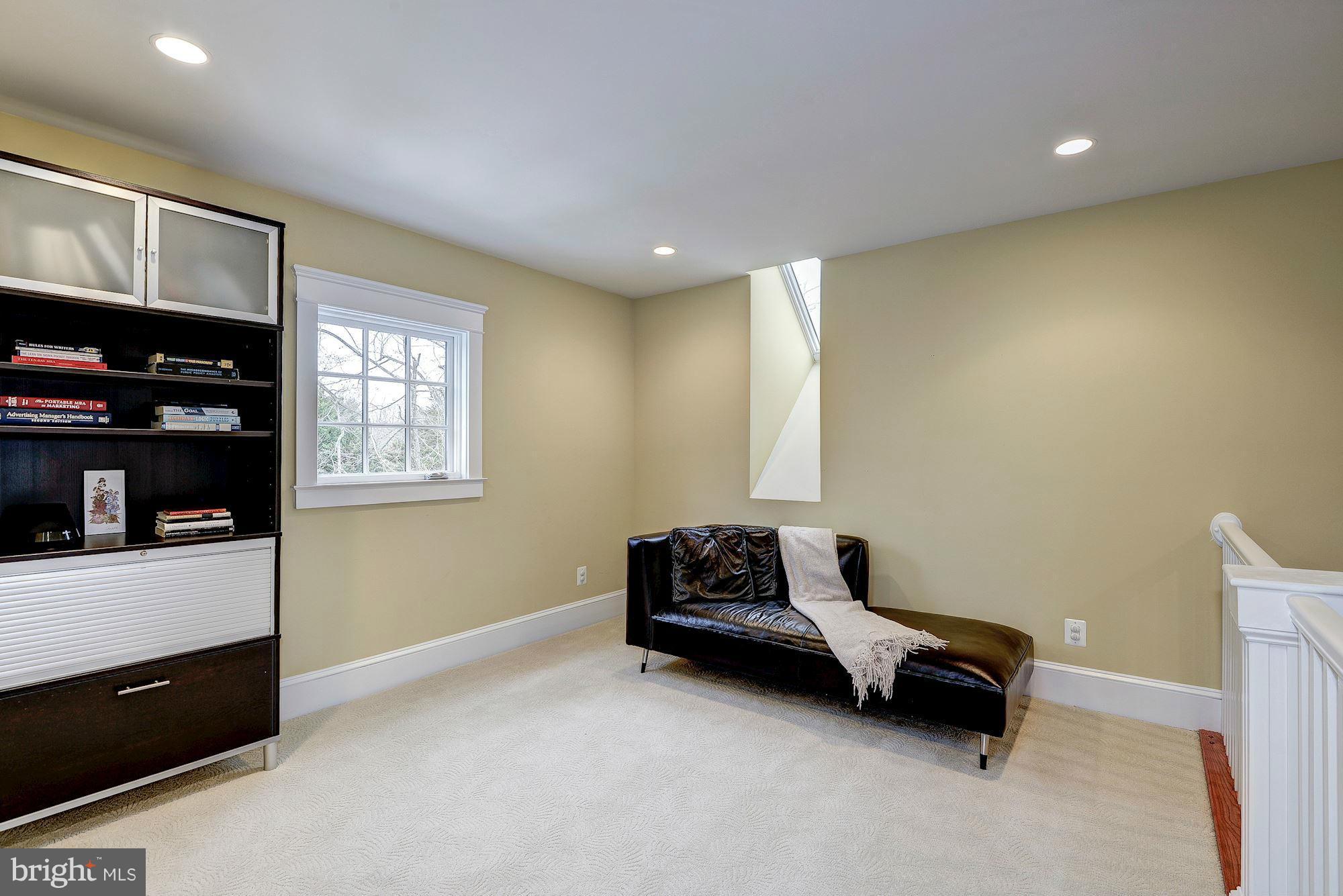 BRYN MAWR - Residential