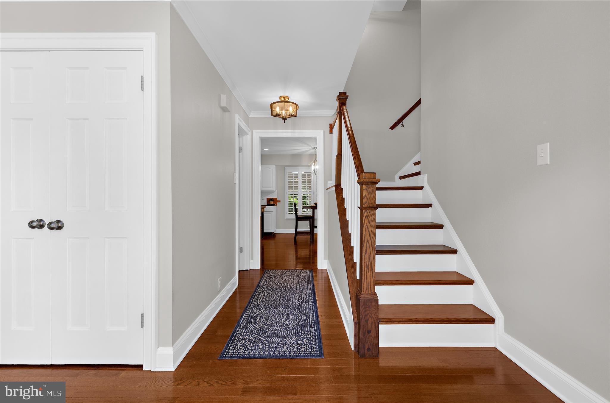 406 HONEYWOOD COURT