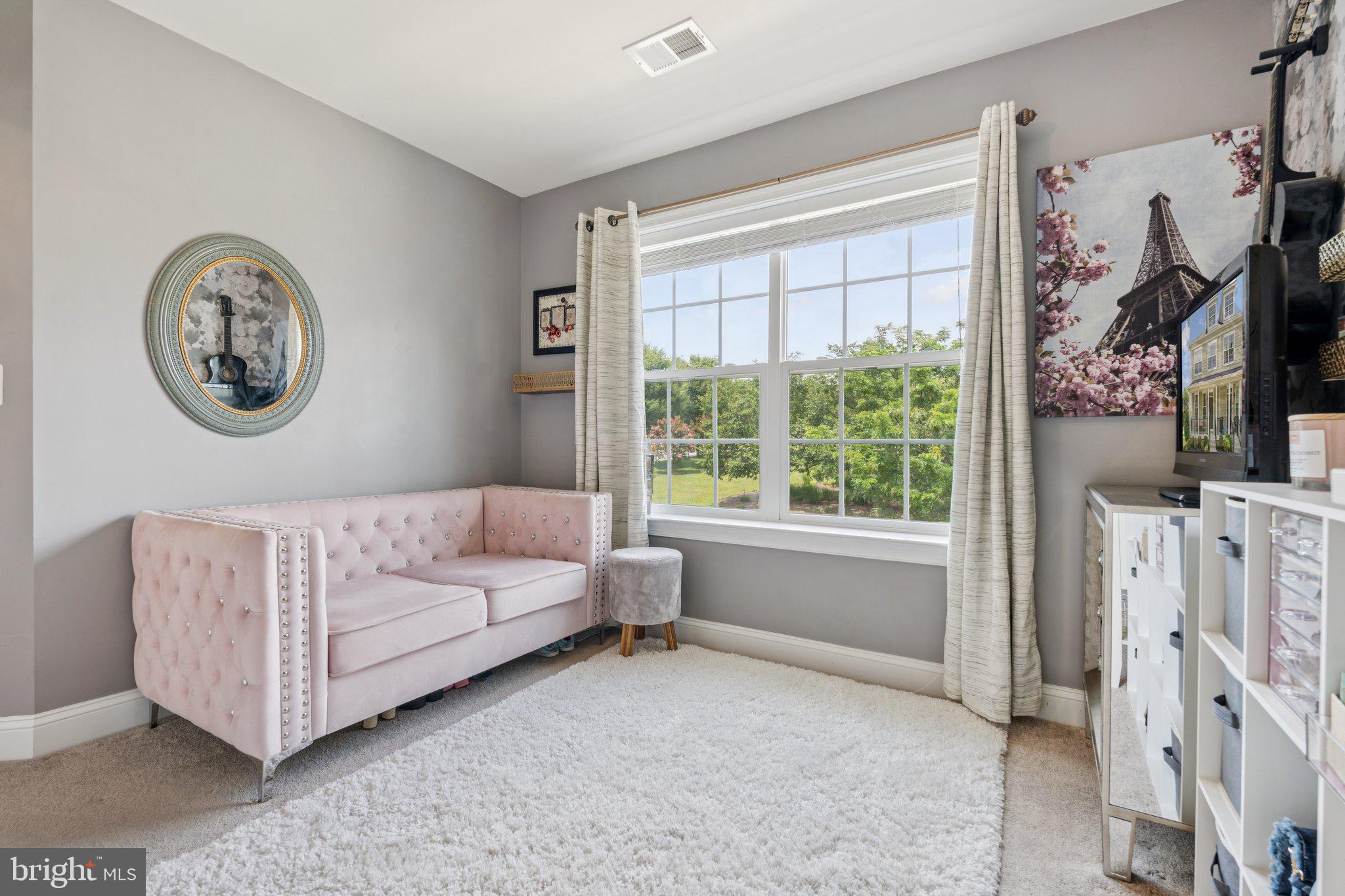 UPLANDS - Residential