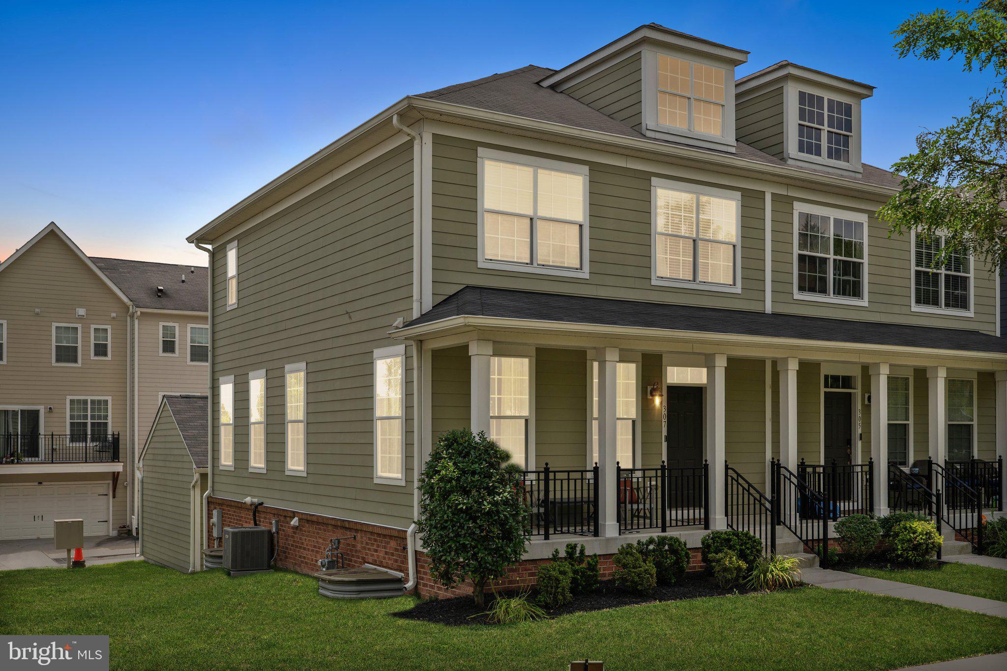 307 OLD FREDERICK MEWS
