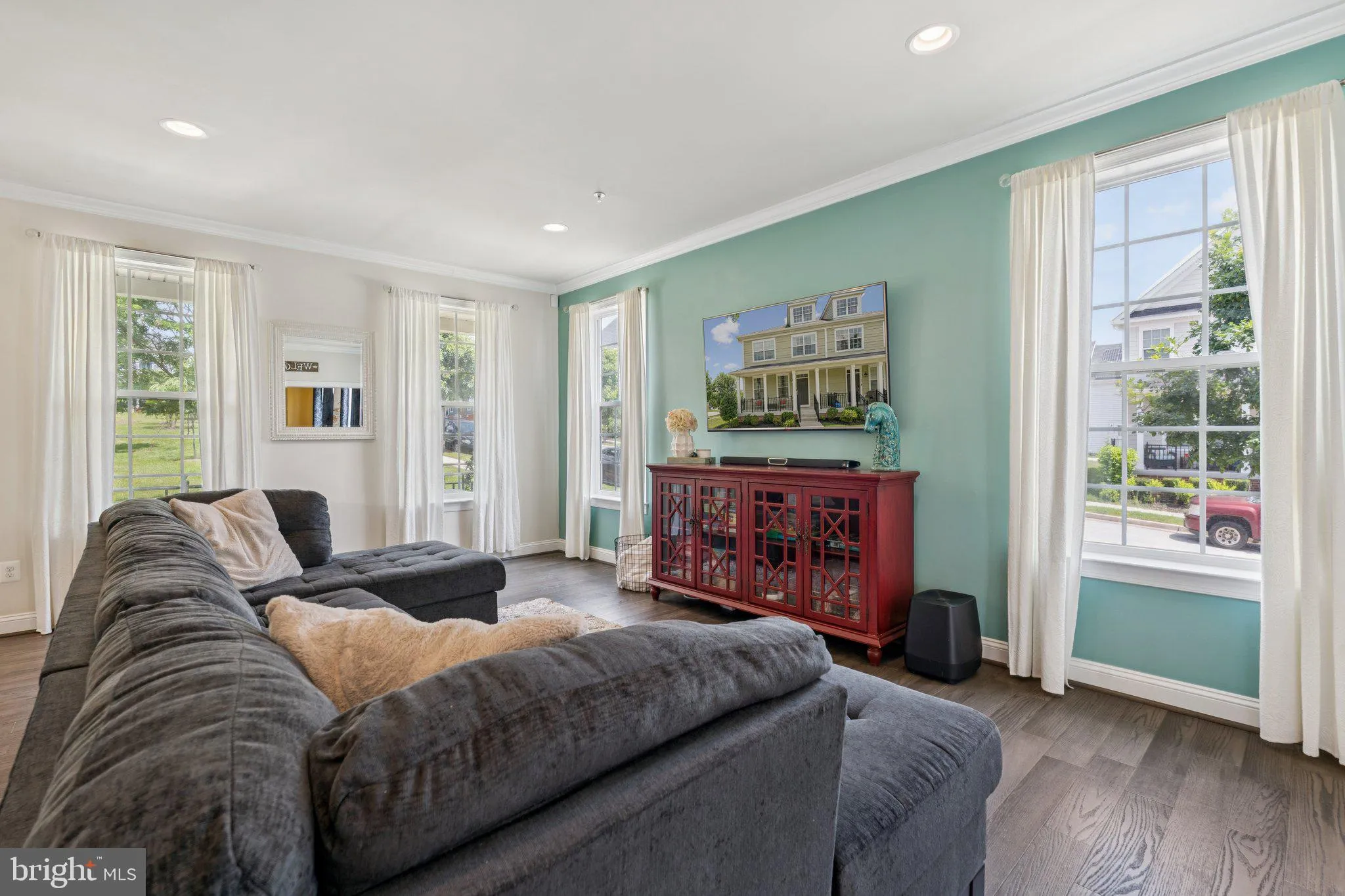 Baltimore, Maryland 21229, United States, 4 Bedrooms Bedrooms, ,4 BathroomsBathrooms,Residential,Coming Soon,171215