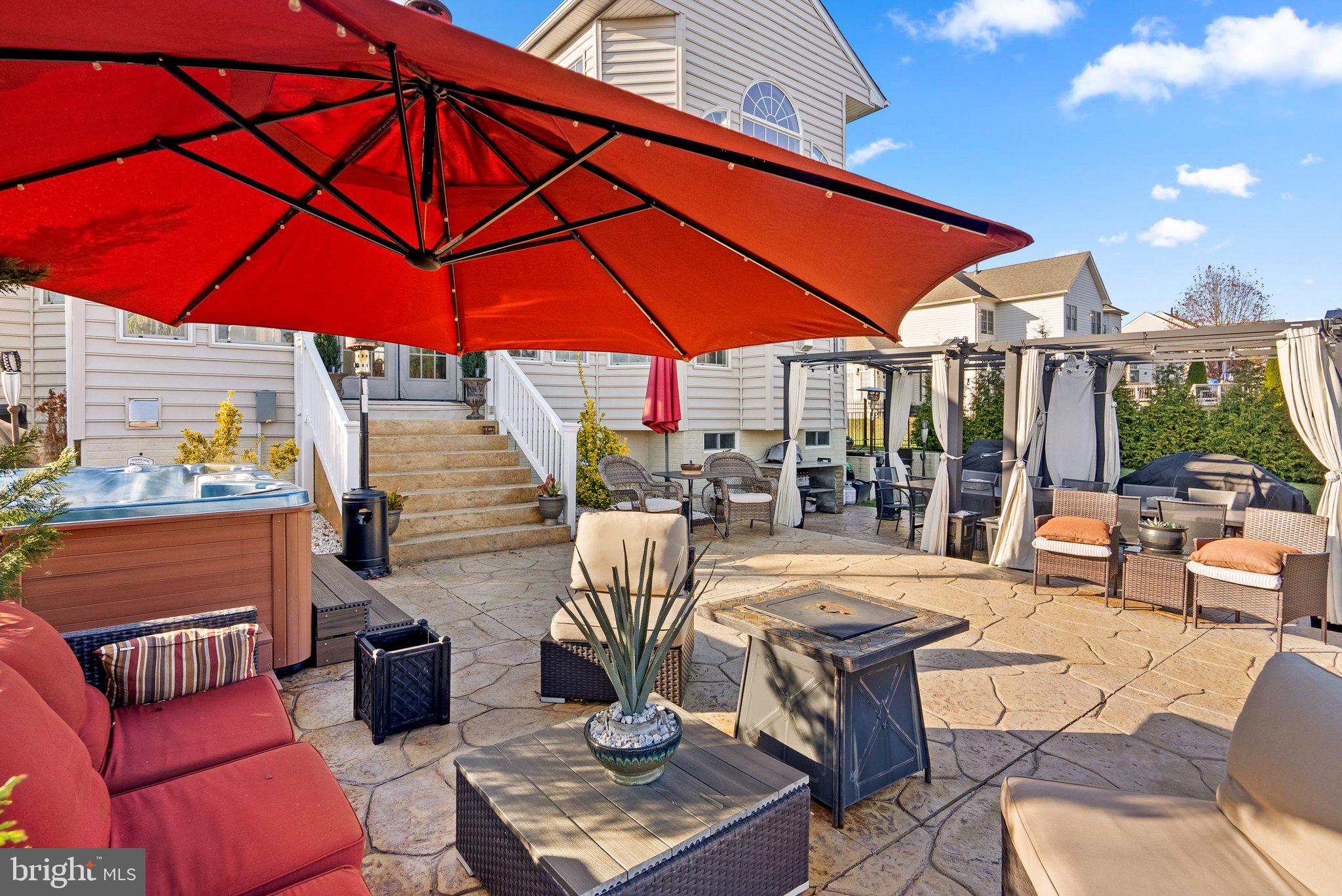 WINDSONG - Residential