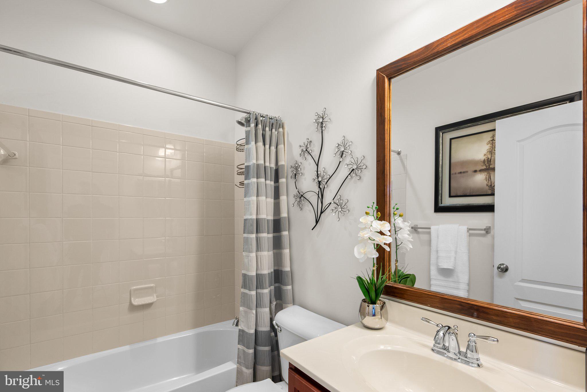 WINDSONG - Residential