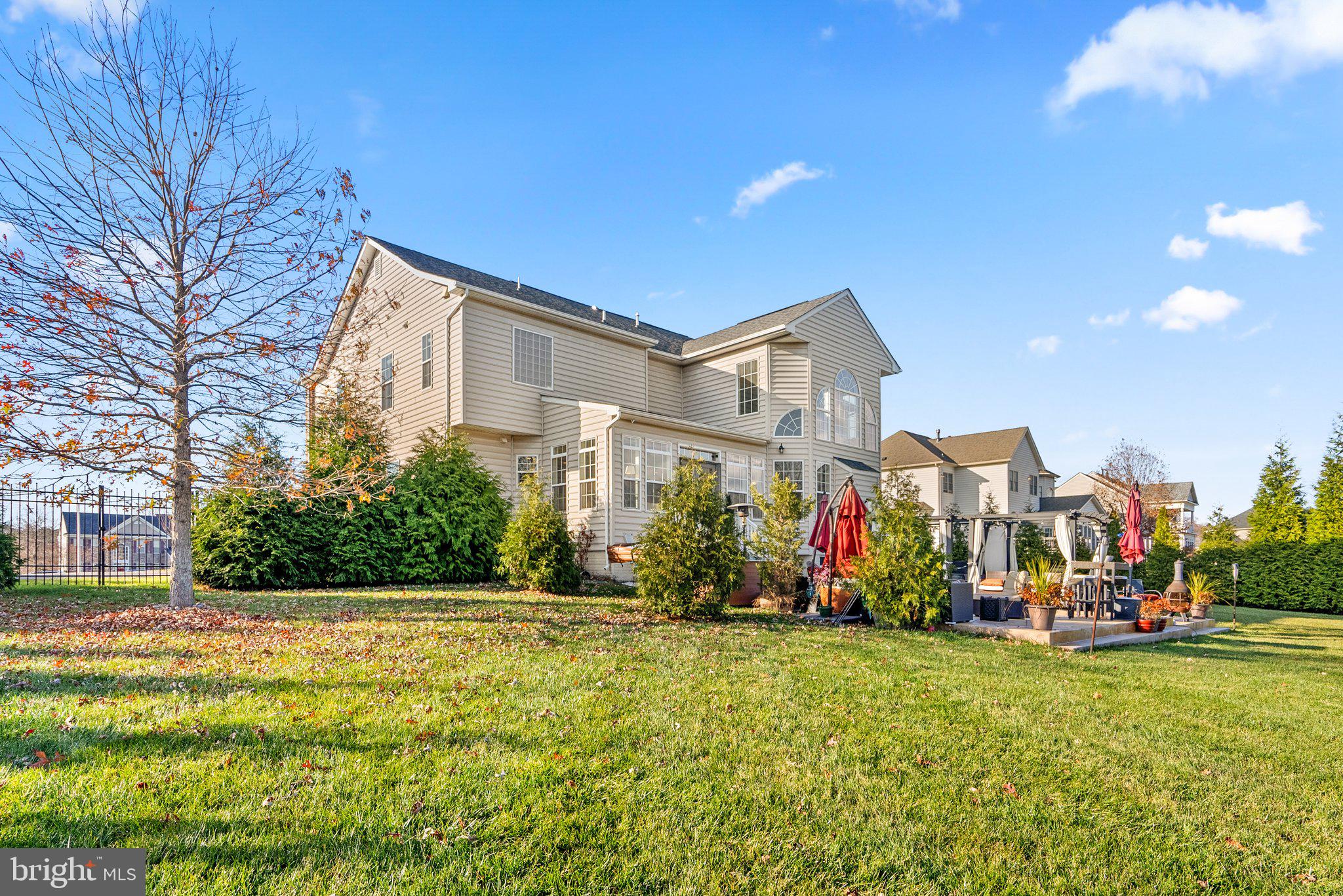 WINDSONG - Residential