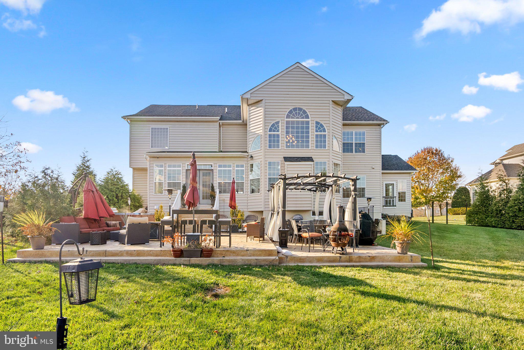 WINDSONG - Residential